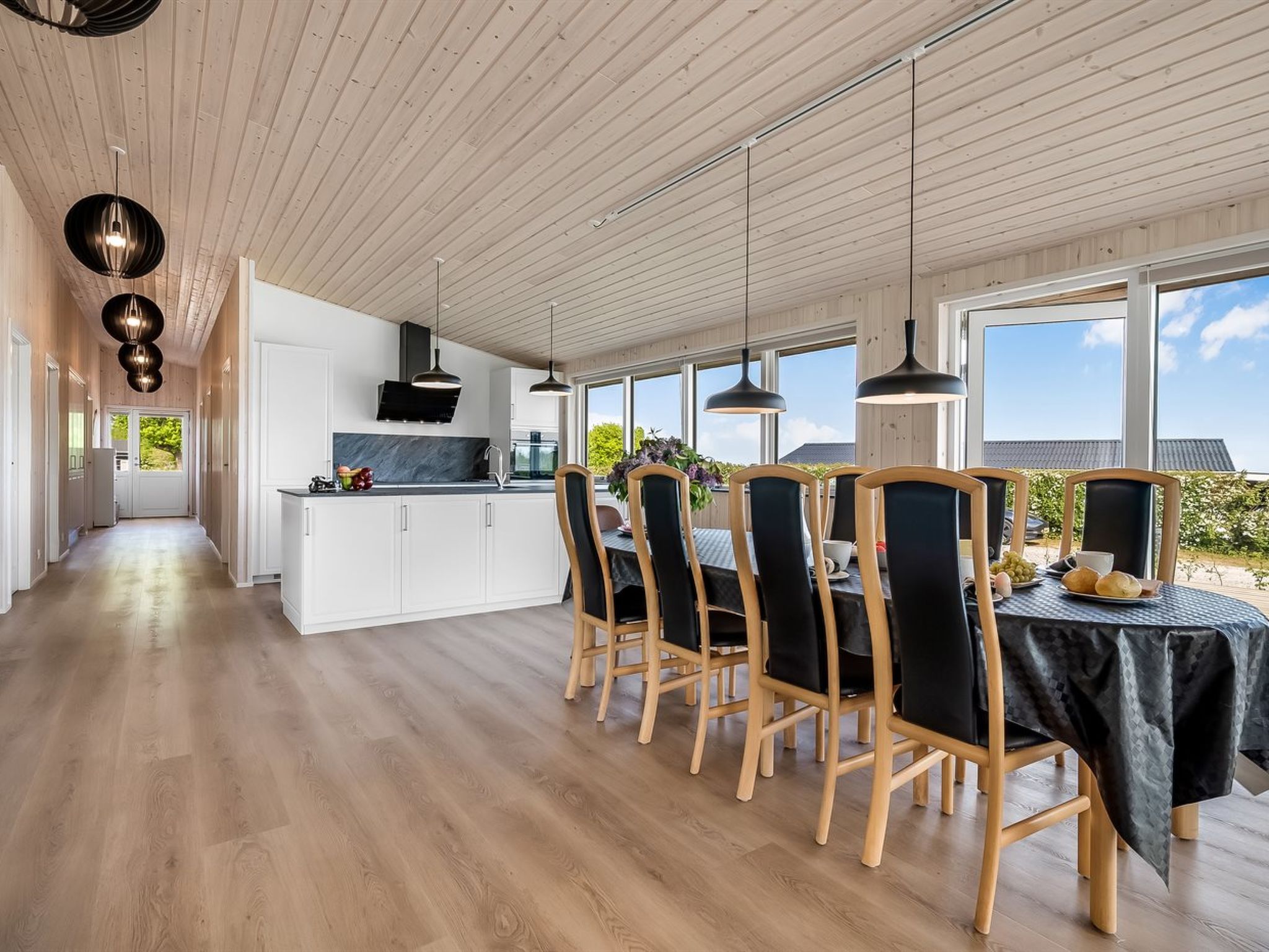 "Siljan" - 400m from the sea