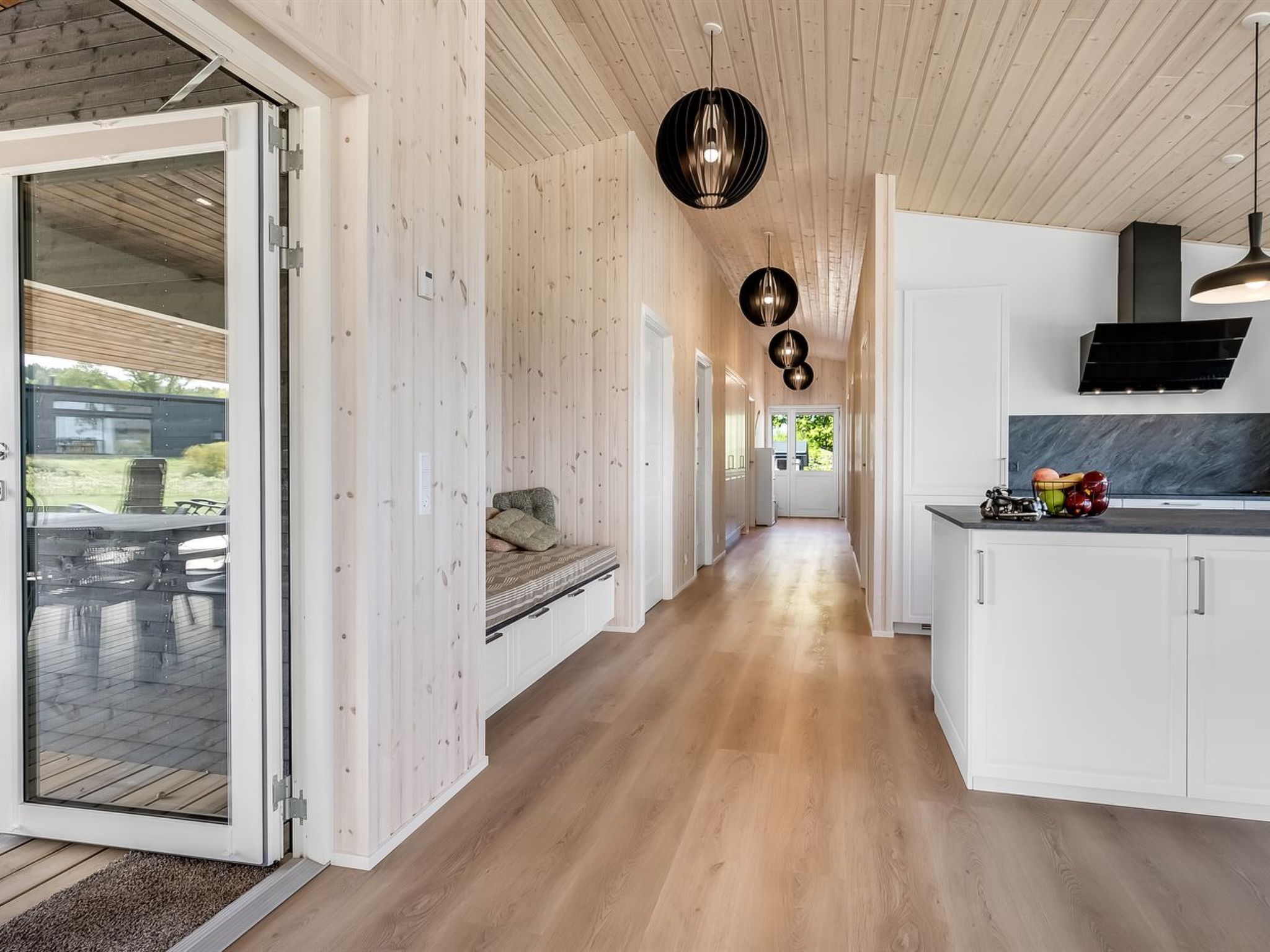 "Siljan" - 400m from the sea-Drinnen