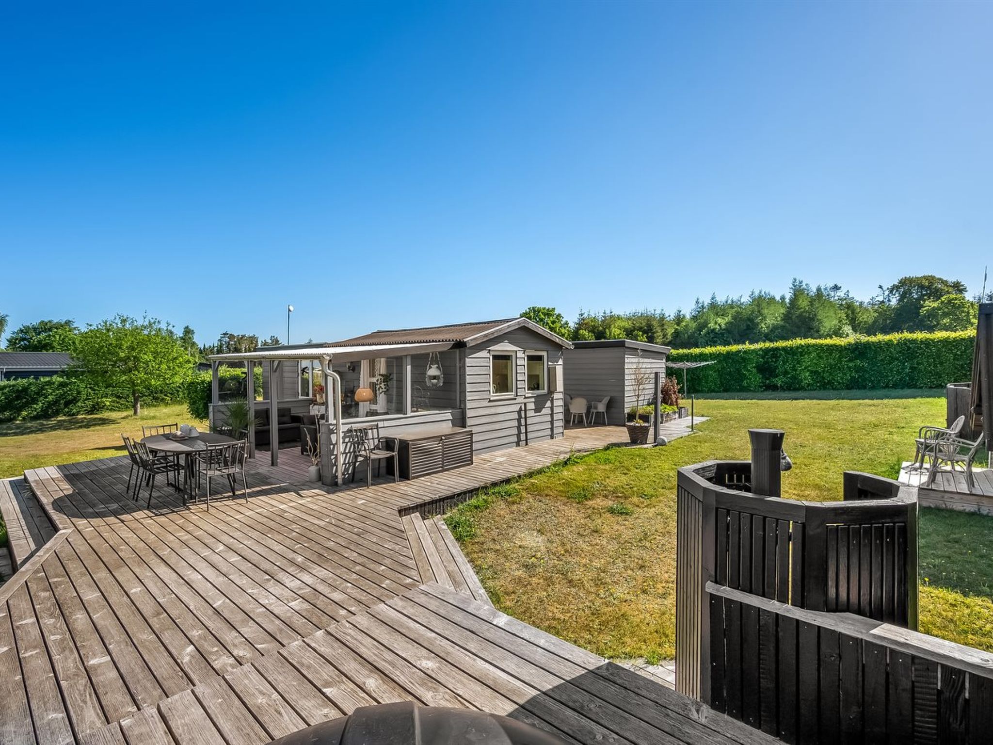 "Ally" - 1.2km from the sea - Binnen