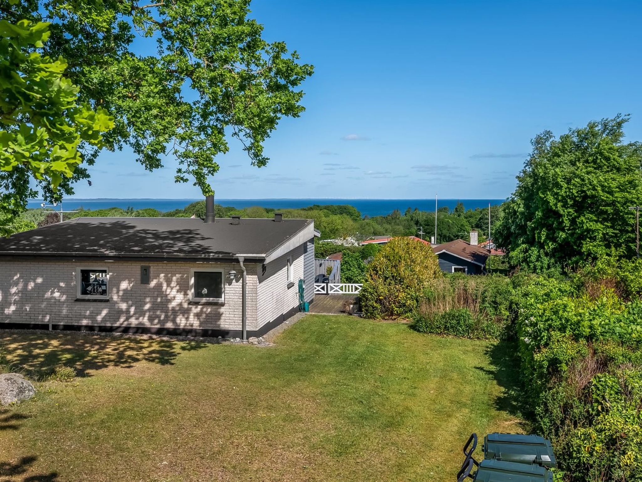 "Godwin" - 800m from the sea