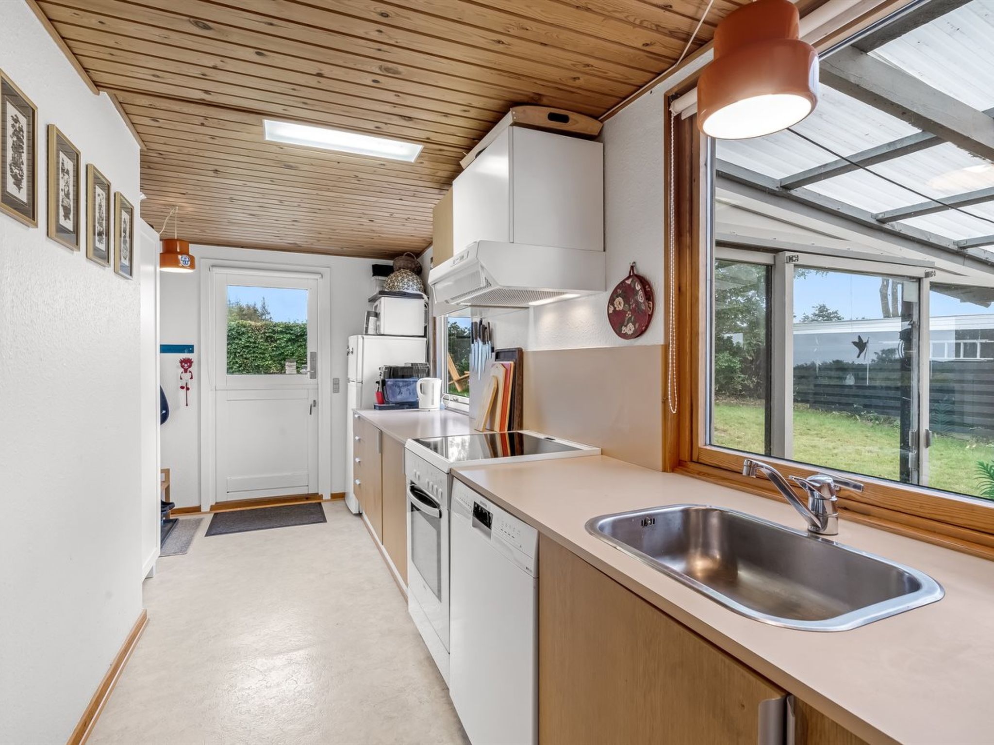 "Thorine" - 800m from the sea - Inside