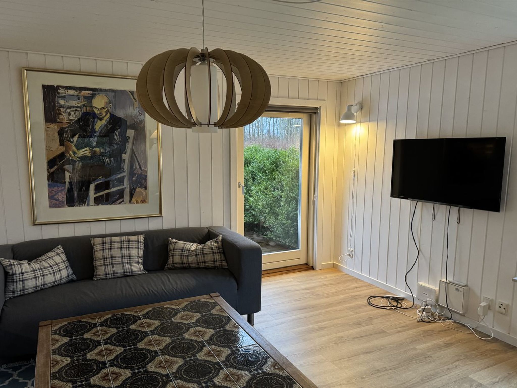 "Severine" - 1km to the fjord
