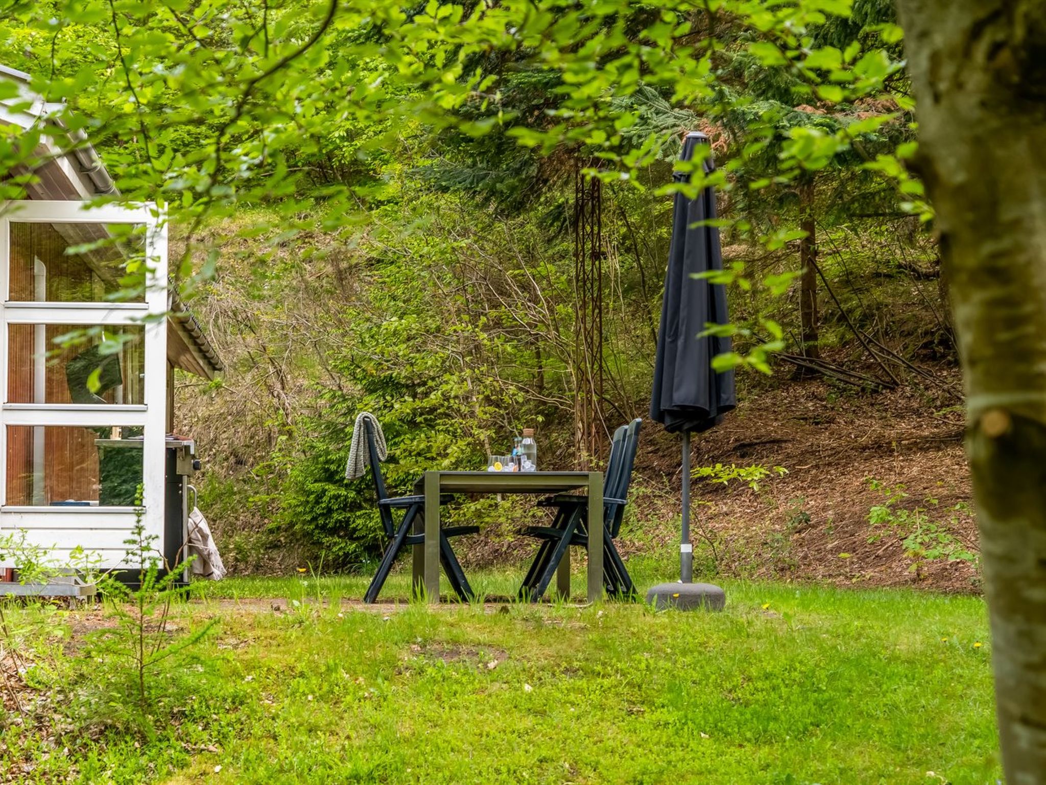 "Lilija" - 7.9km to the fjord - Buiten