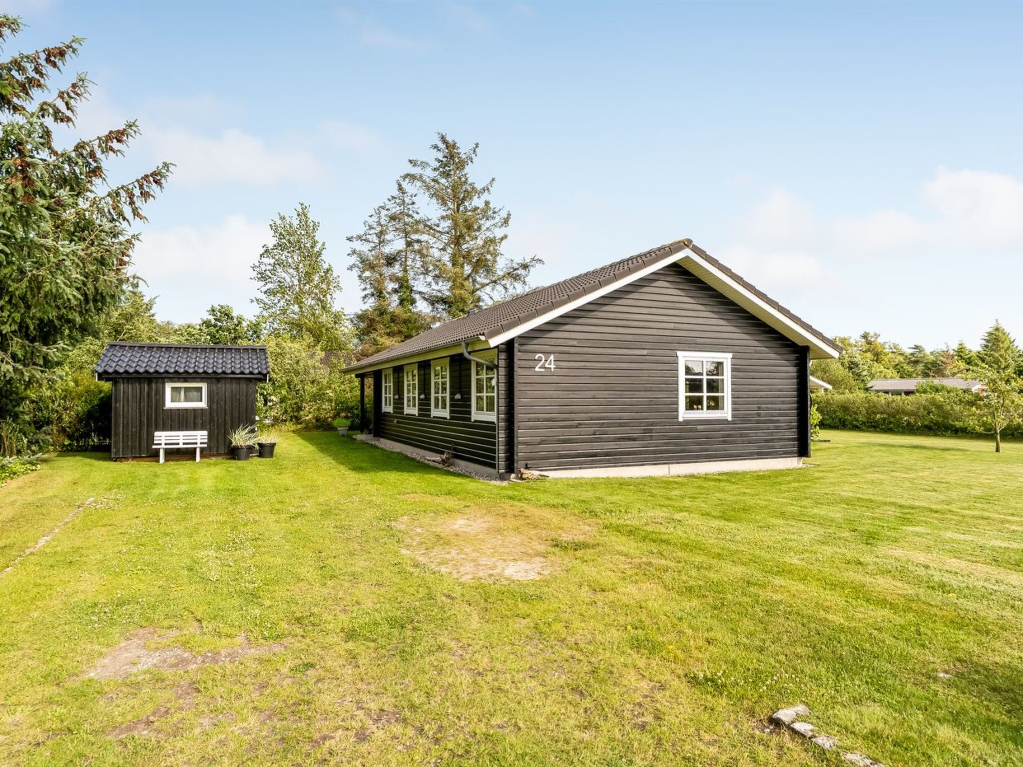 "Christina" - 300m to the fjord - Buiten