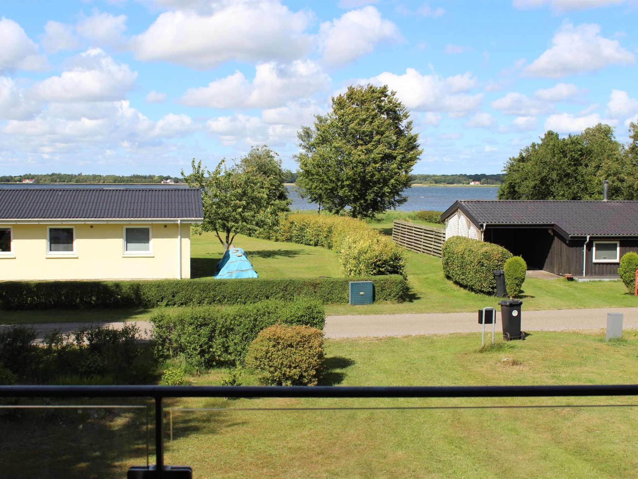 "Bendine" - 100m to the fjord-Outside