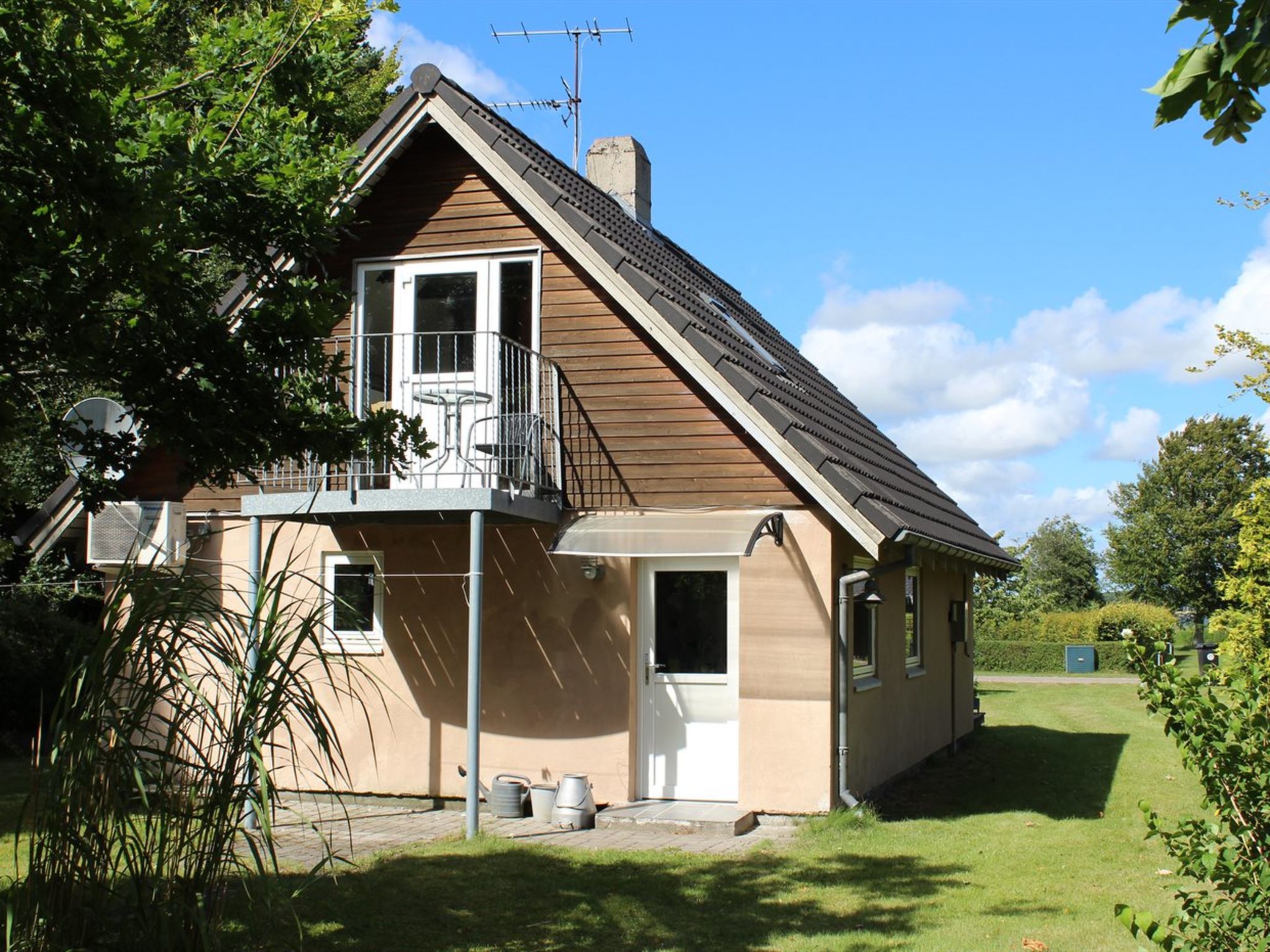 "Bendine" - 100m to the fjord-Outside