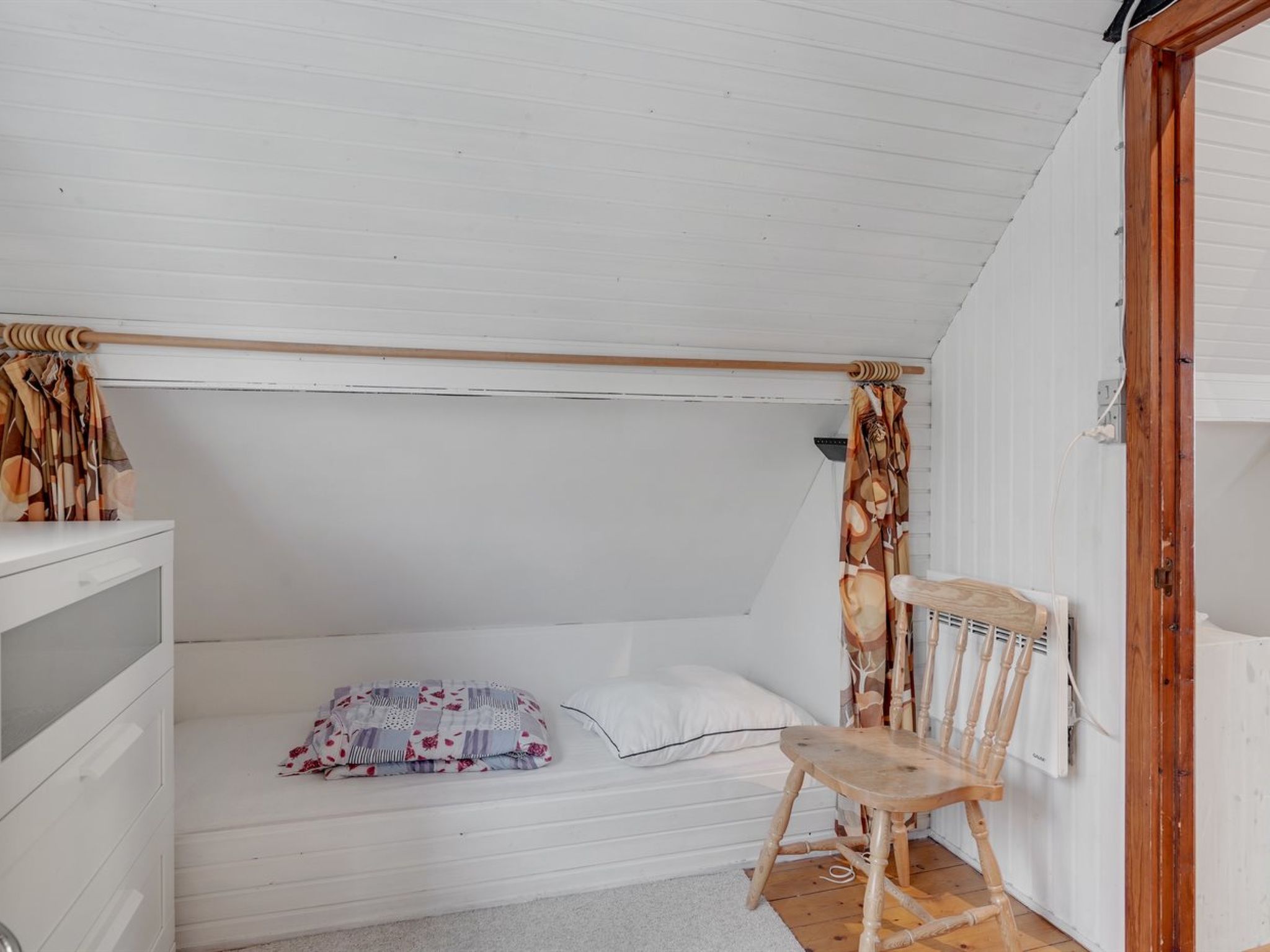 "Bendine" - 100m to the fjord-Inside