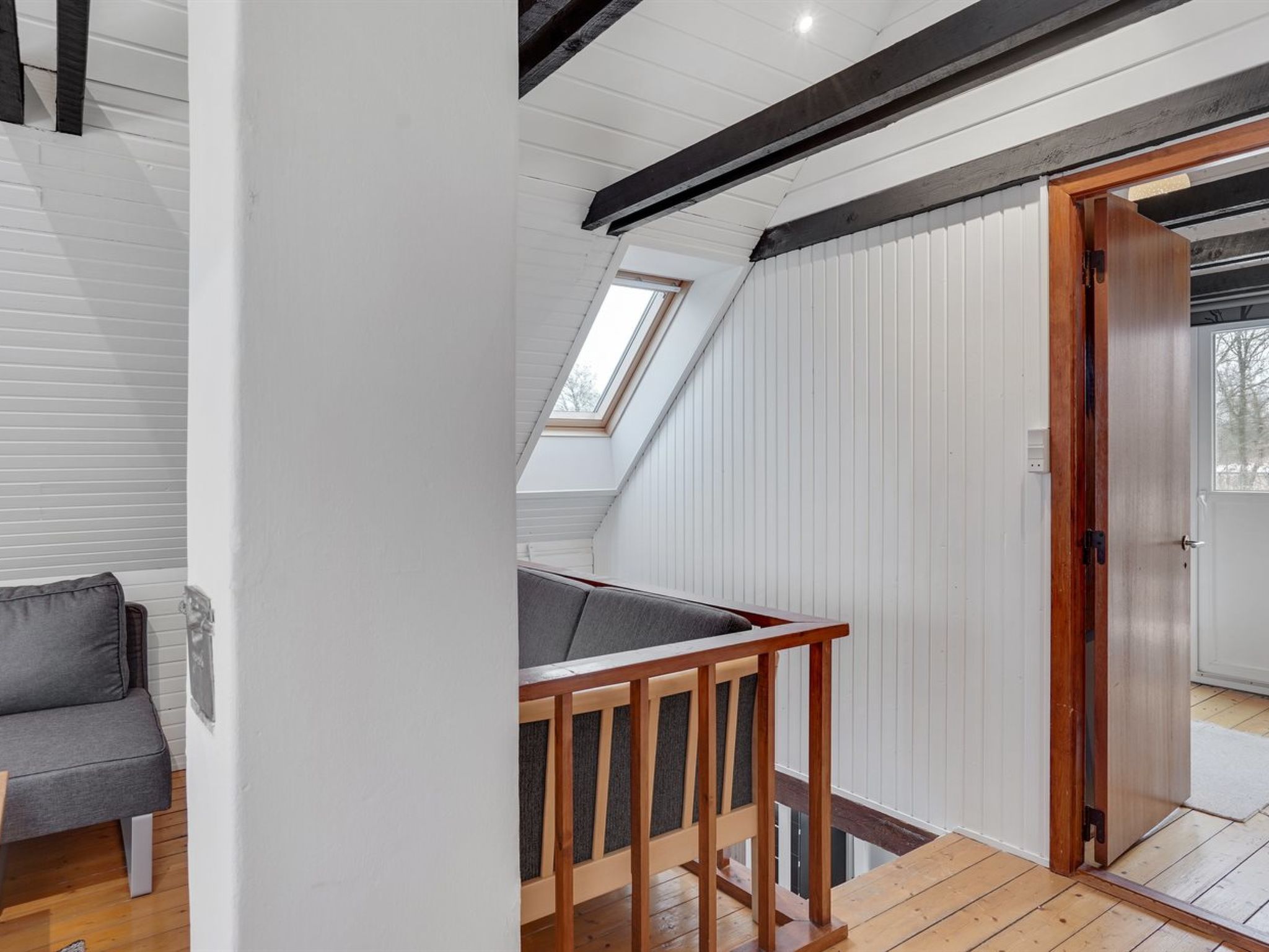 "Bendine" - 100m to the fjord-Outside