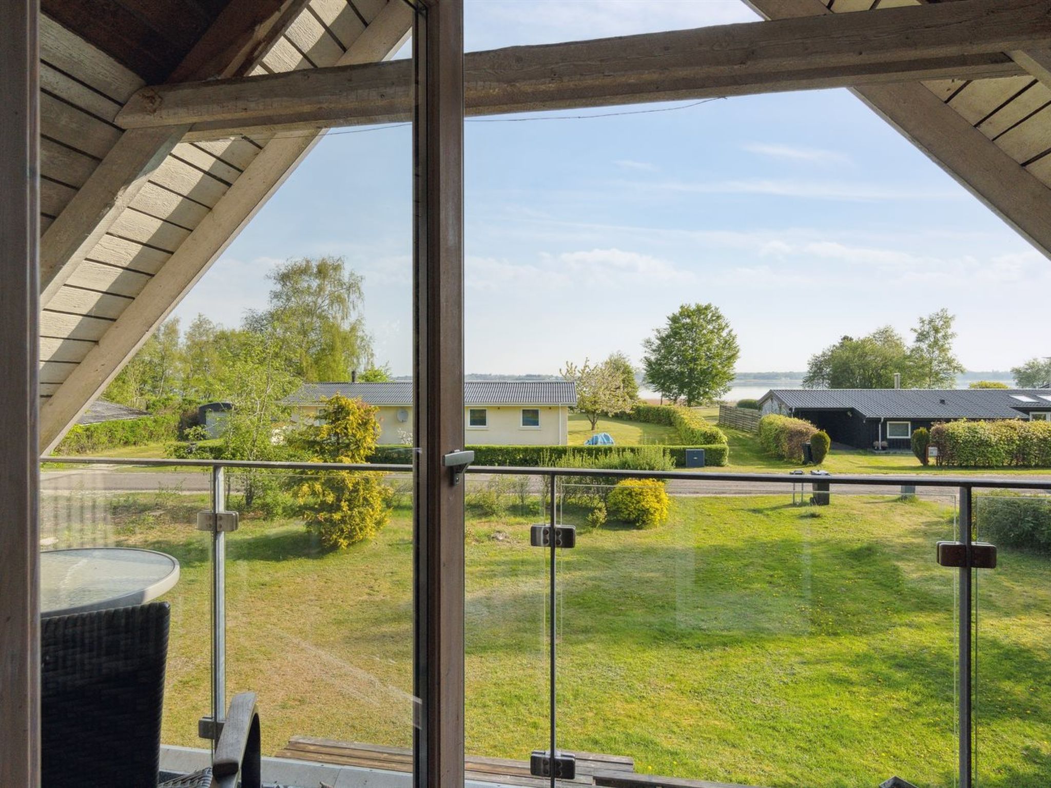 "Bendine" - 100m to the fjord-Outside