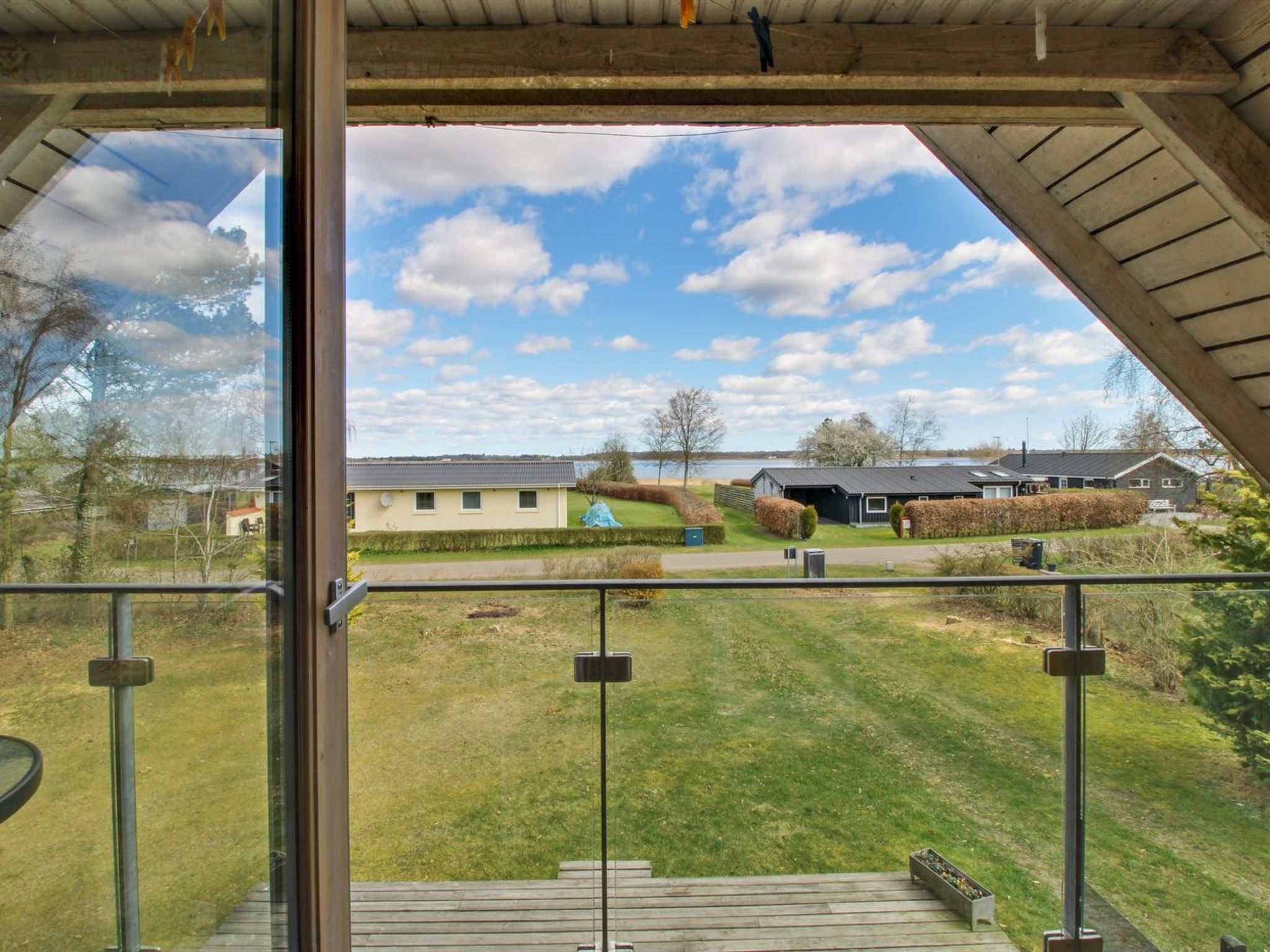 "Bendine" - 100m to the fjord-Outside