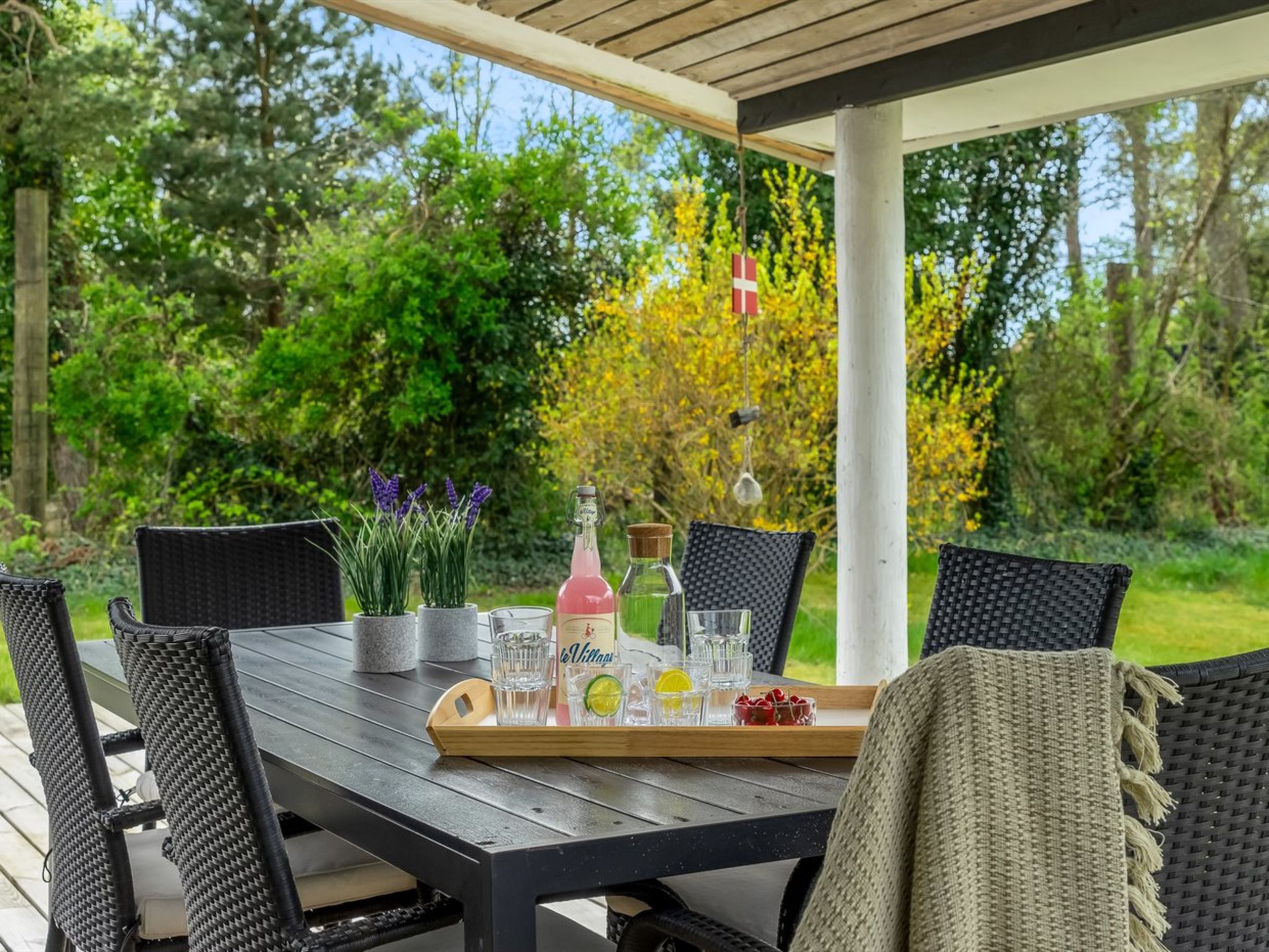 "Alkil" - 350m to the fjord-Outside