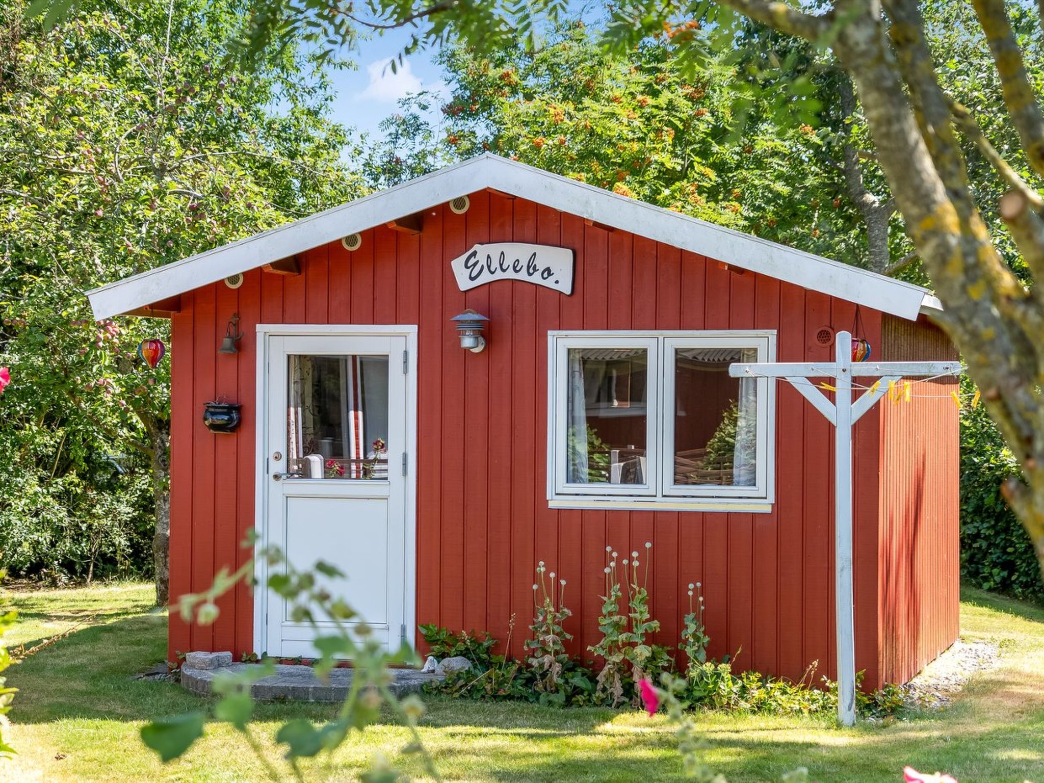 "Sallie" - 500m to the fjord - Binnen
