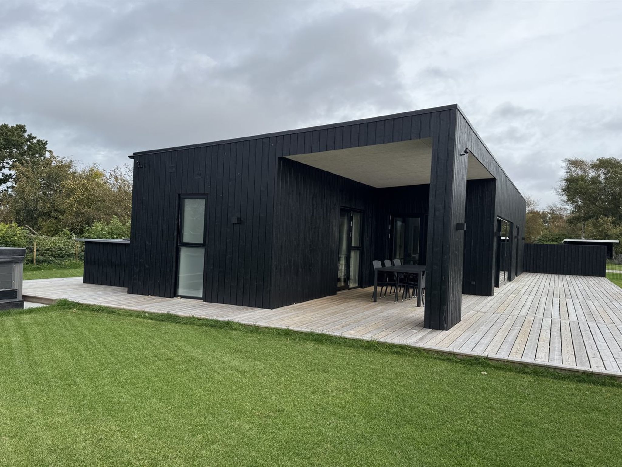 "Barnet" - 180m to the fjord