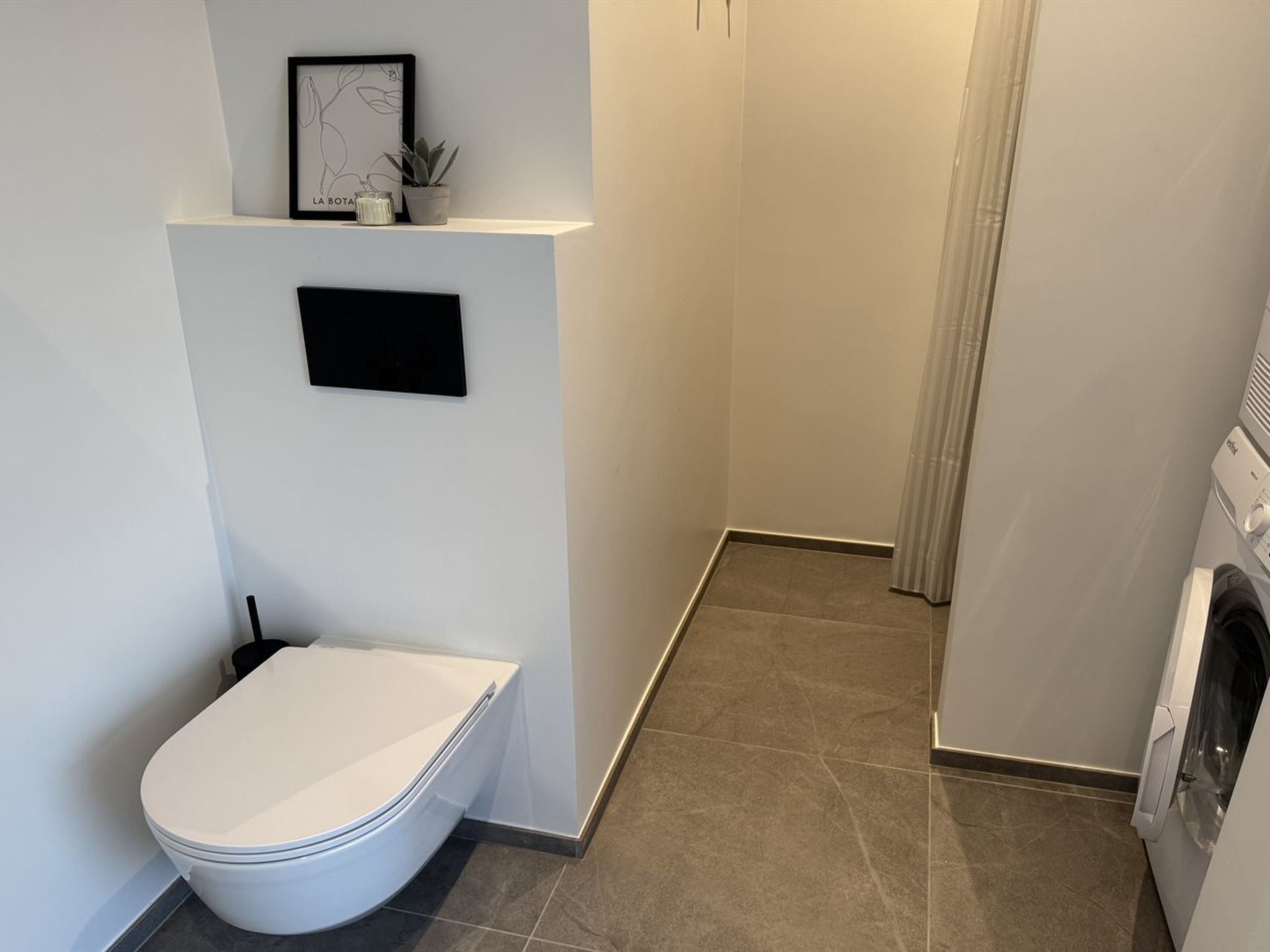 "Barnet" - 180m to the fjord-Binnen