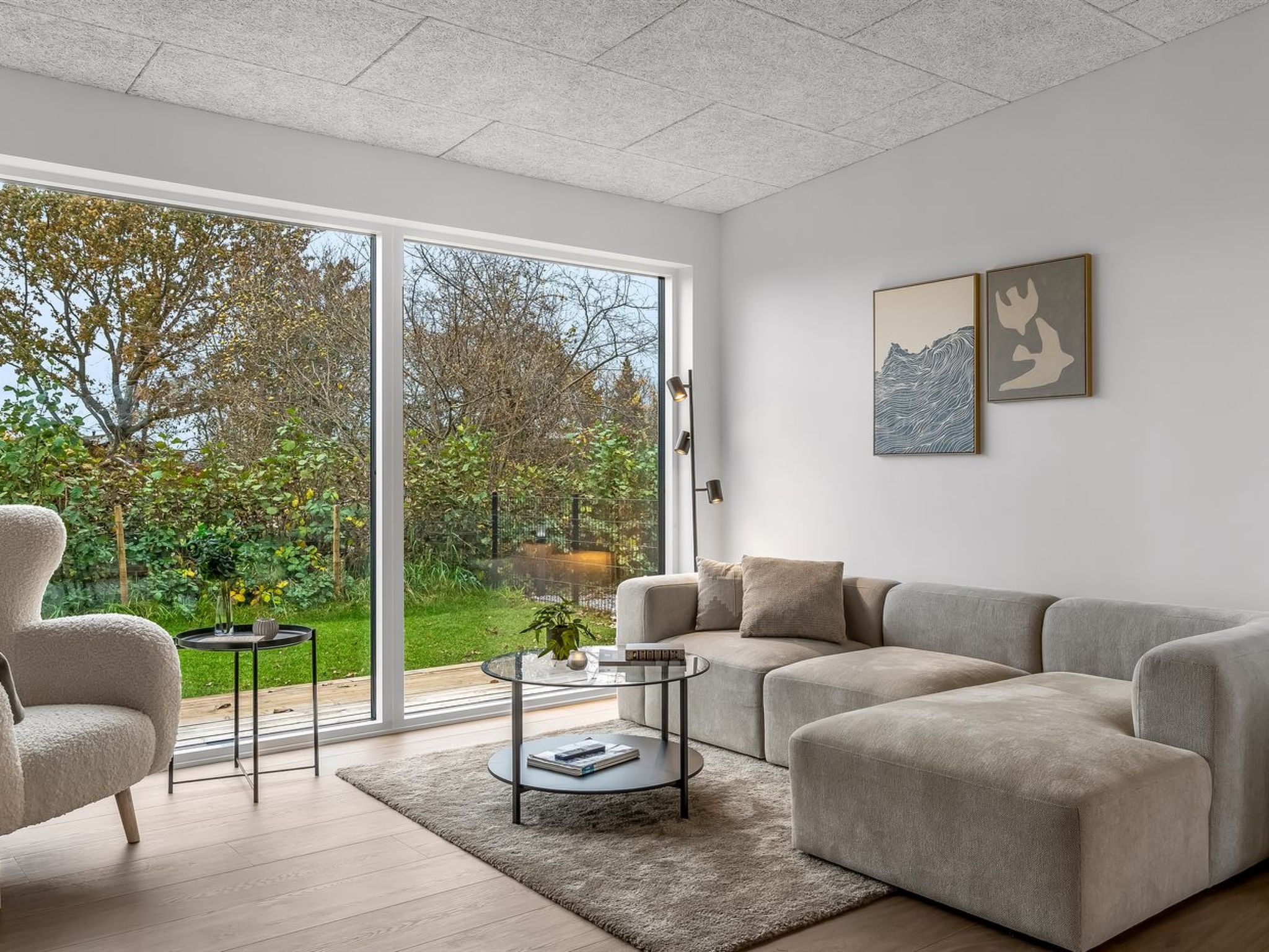 "Barnet" - 180m to the fjord