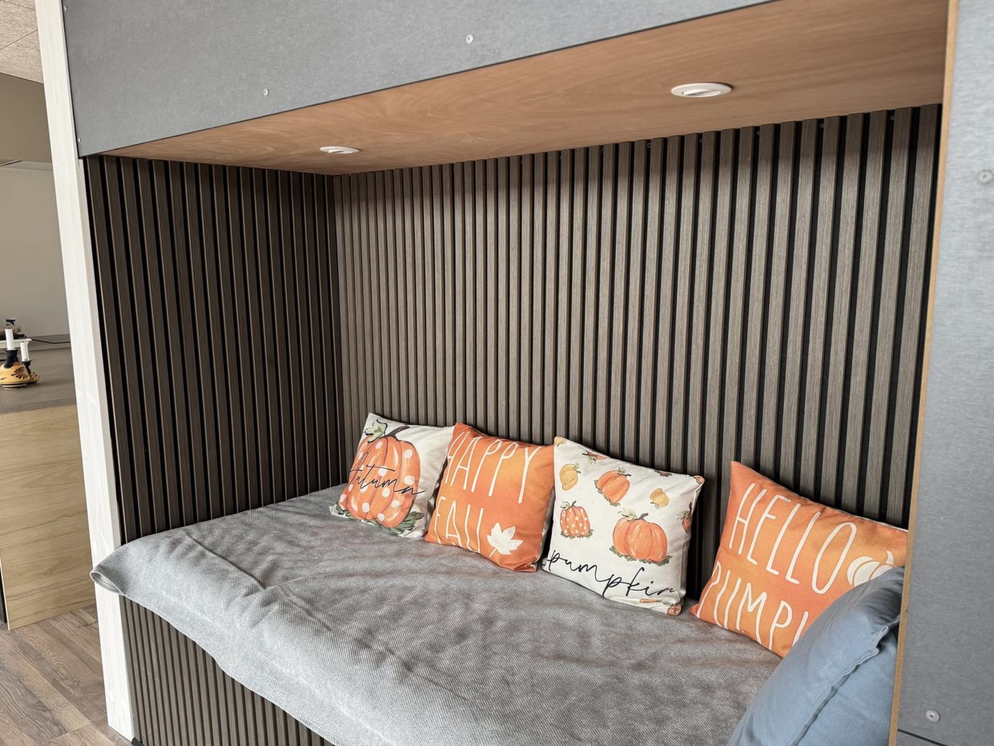 Photo of "Sharina" - 320m to the fjord