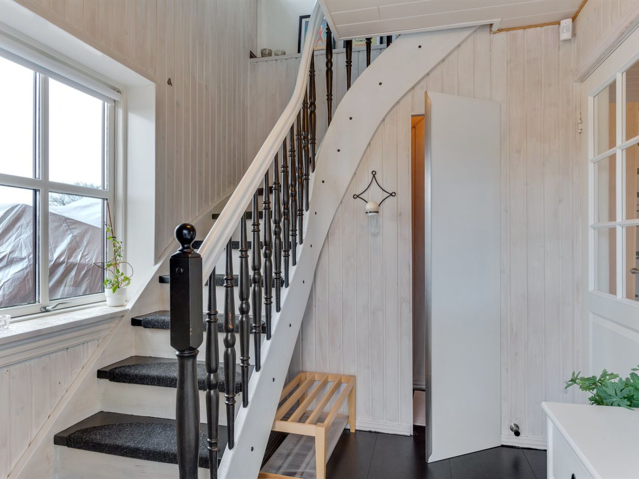 "Amely" - 500m from the sea-Binnen