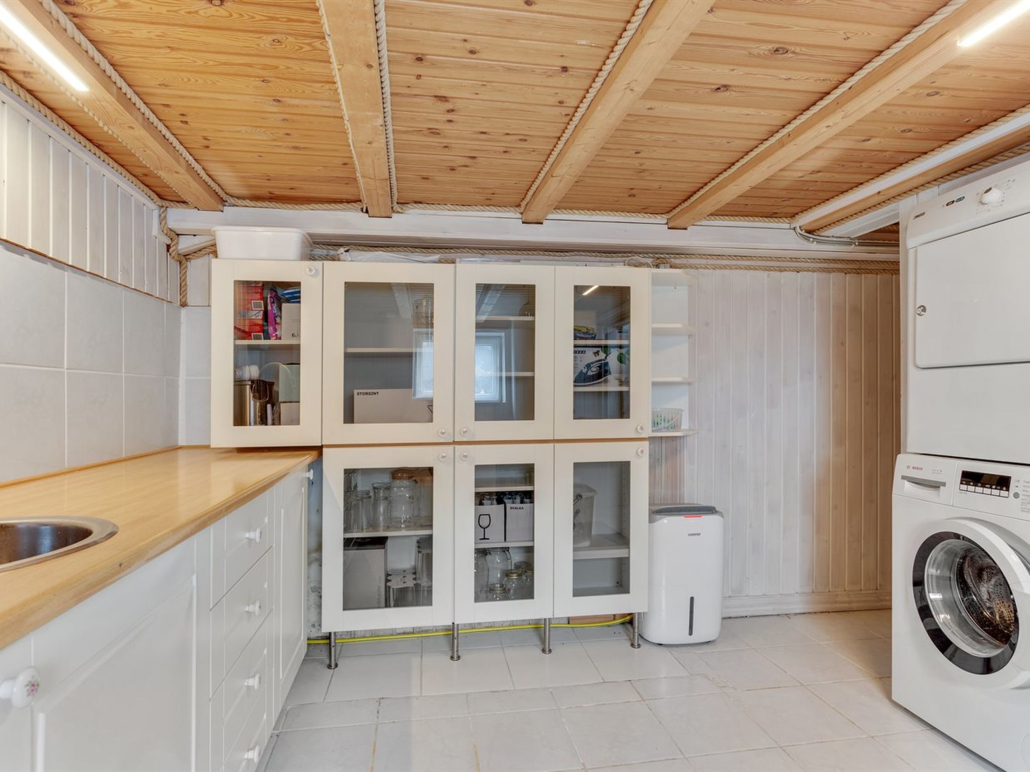 "Amely" - 500m from the sea - Binnen