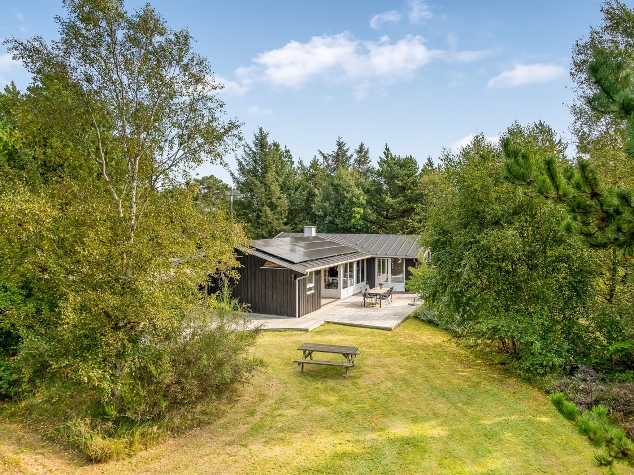 "Orvokki" - 125m from the sea - Buiten