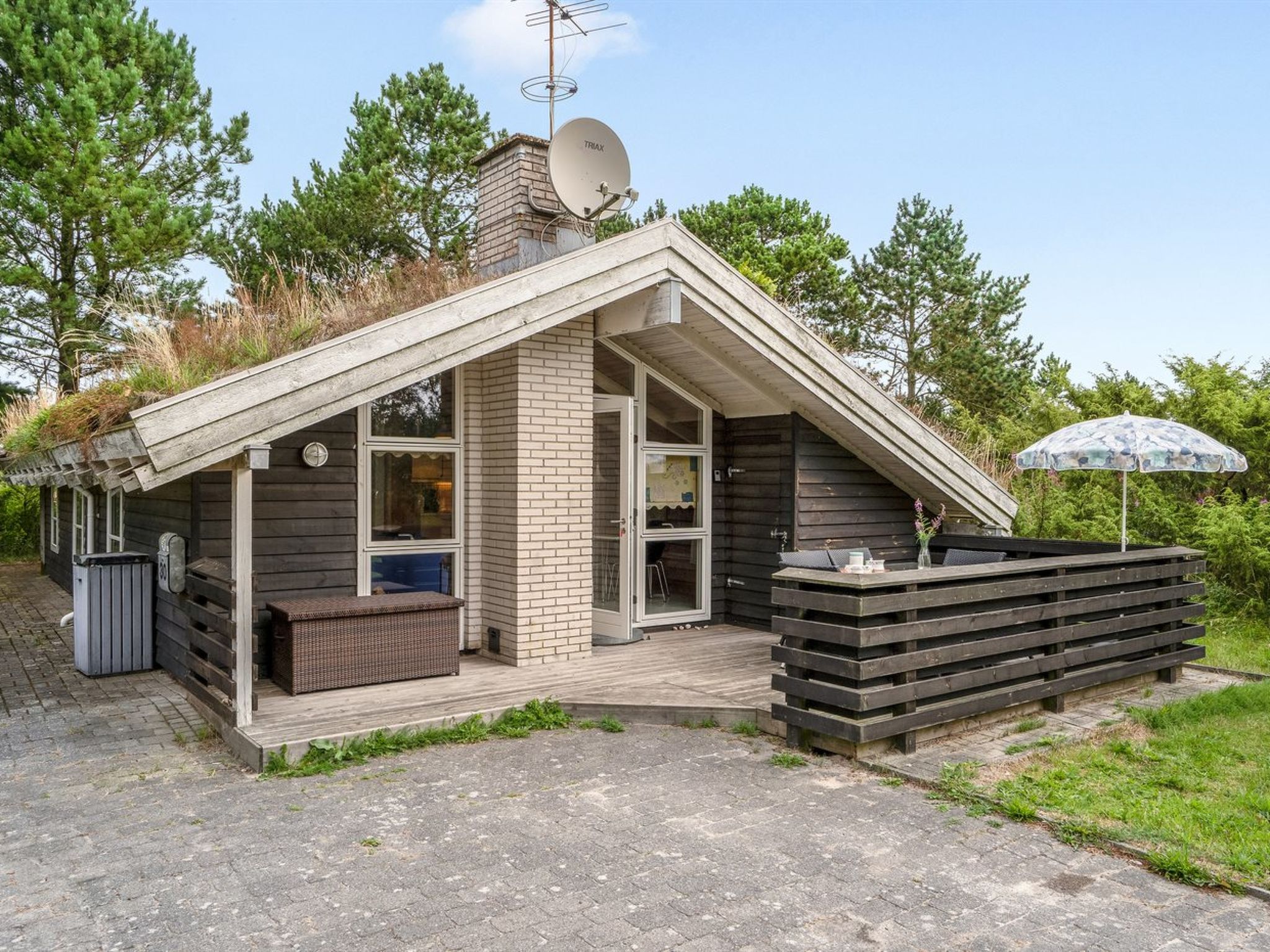 "Alfi" - 150m from the sea - Buiten