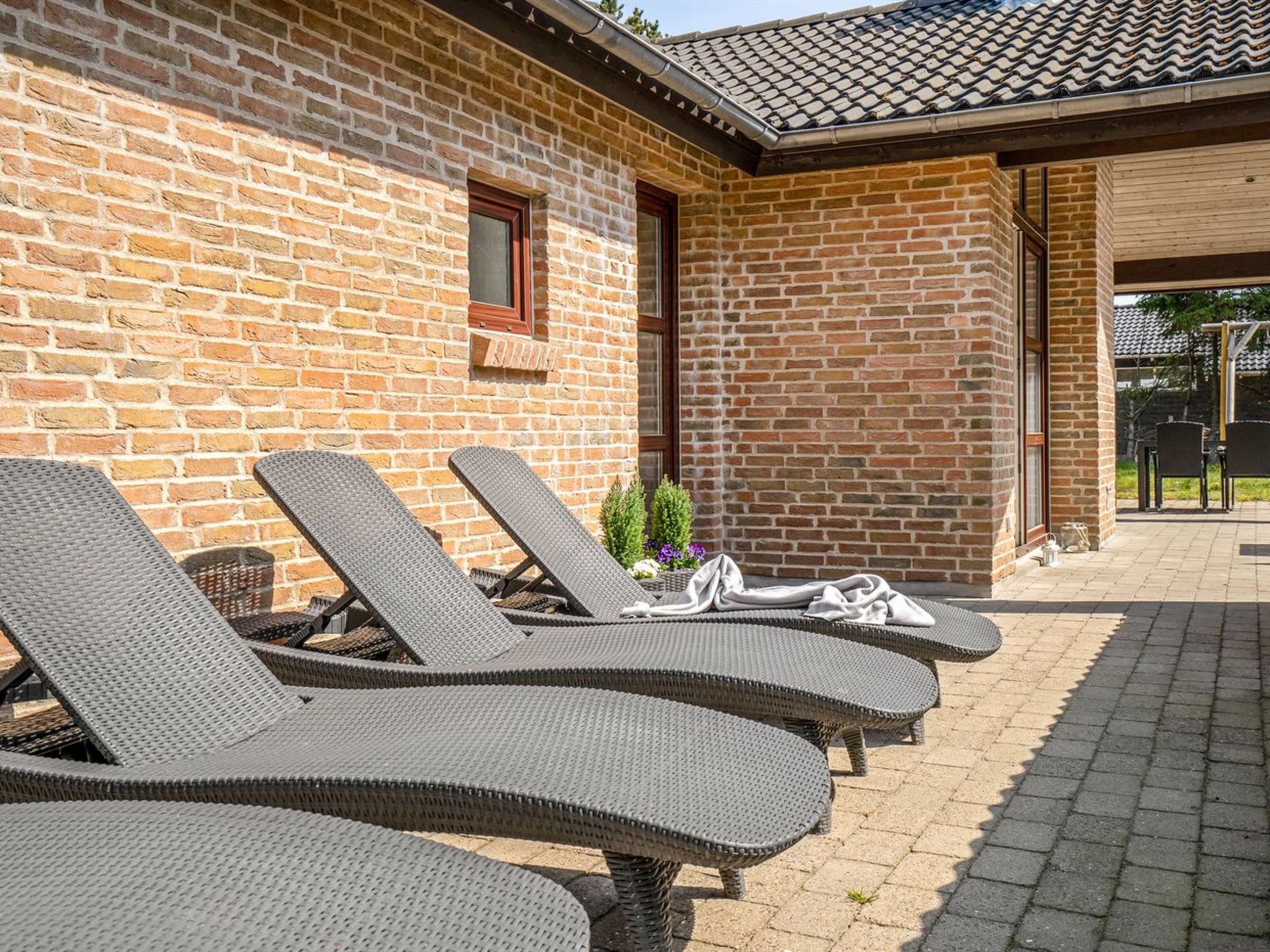 "Ehlin" - 150m from the sea - Buiten