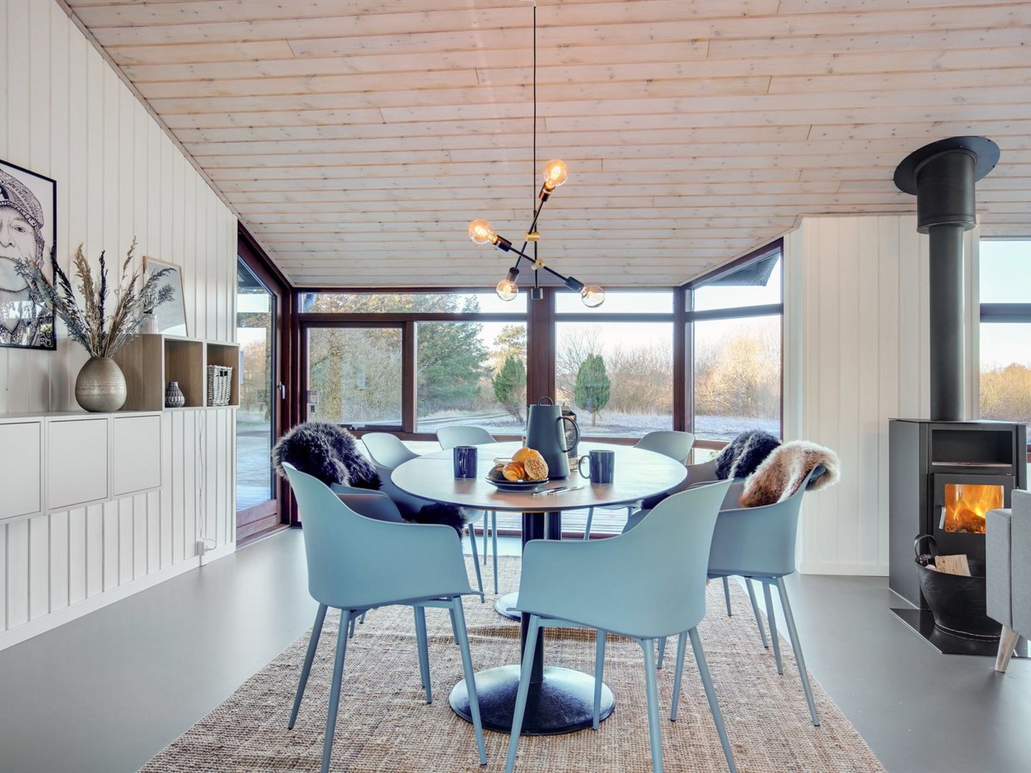 "Sirpa" - 1km from the sea - Binnen