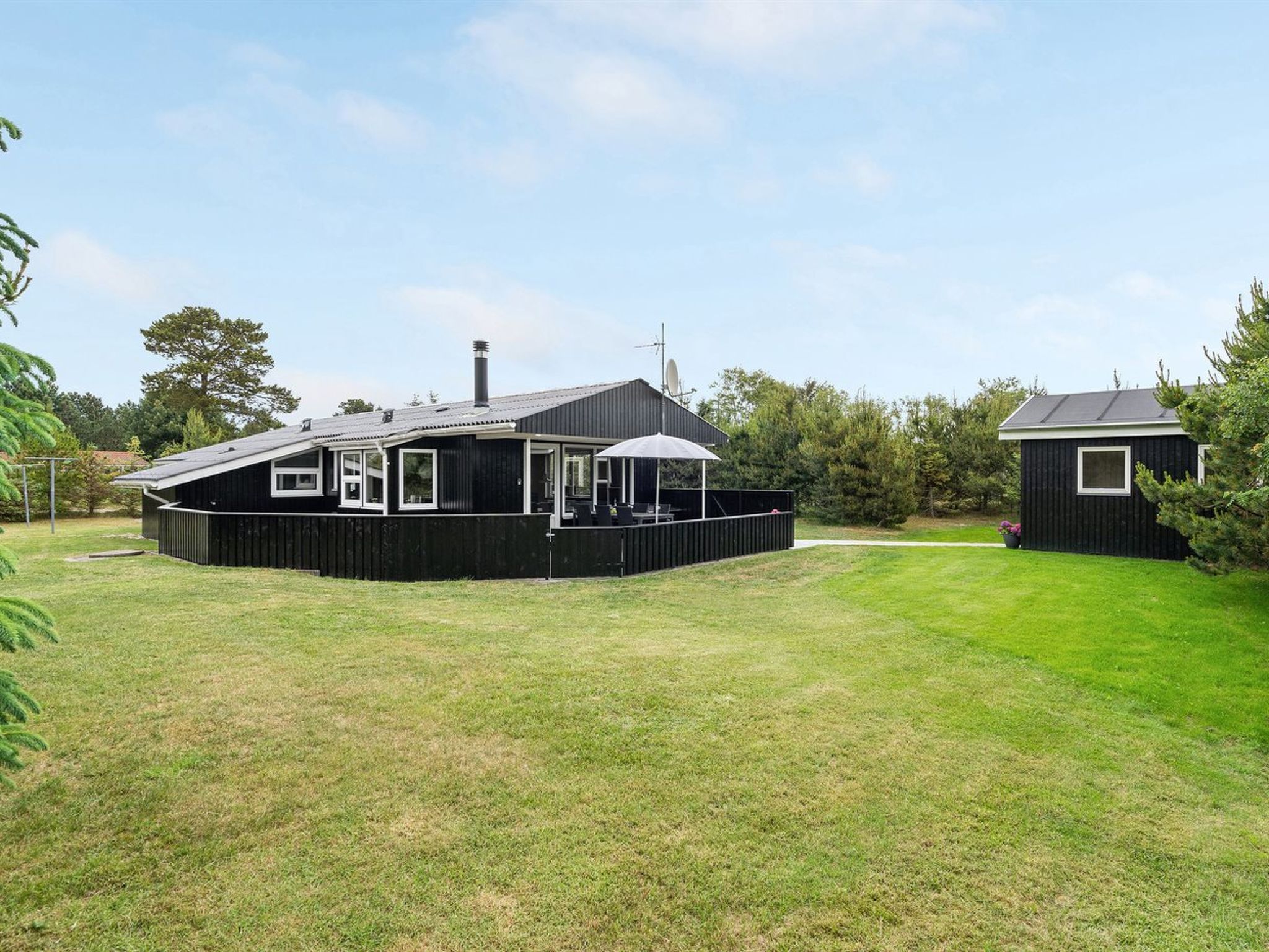 "Frudde" - 400m from the sea - Buiten