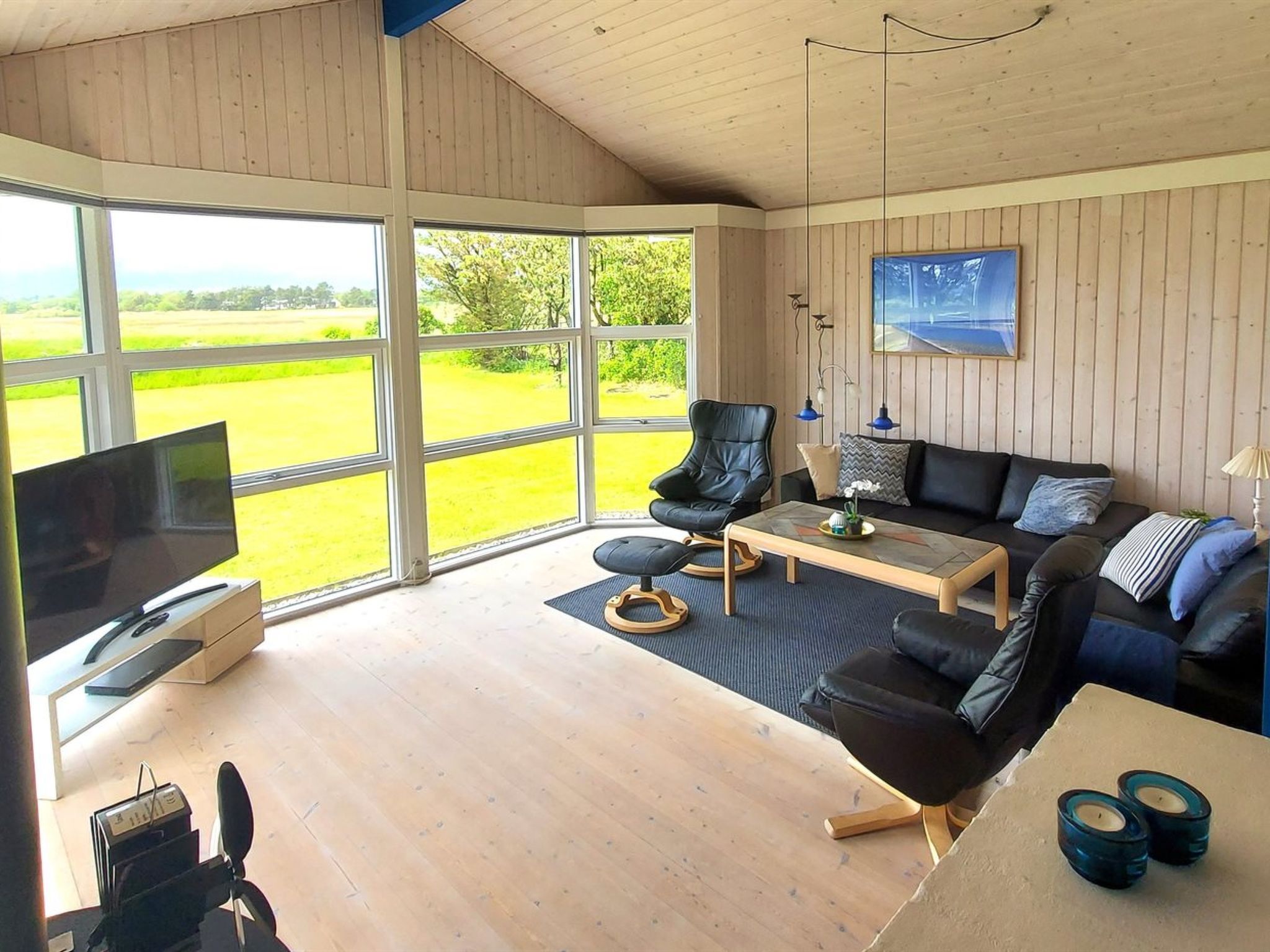 "Thorin" - 100m from the sea-Dedans