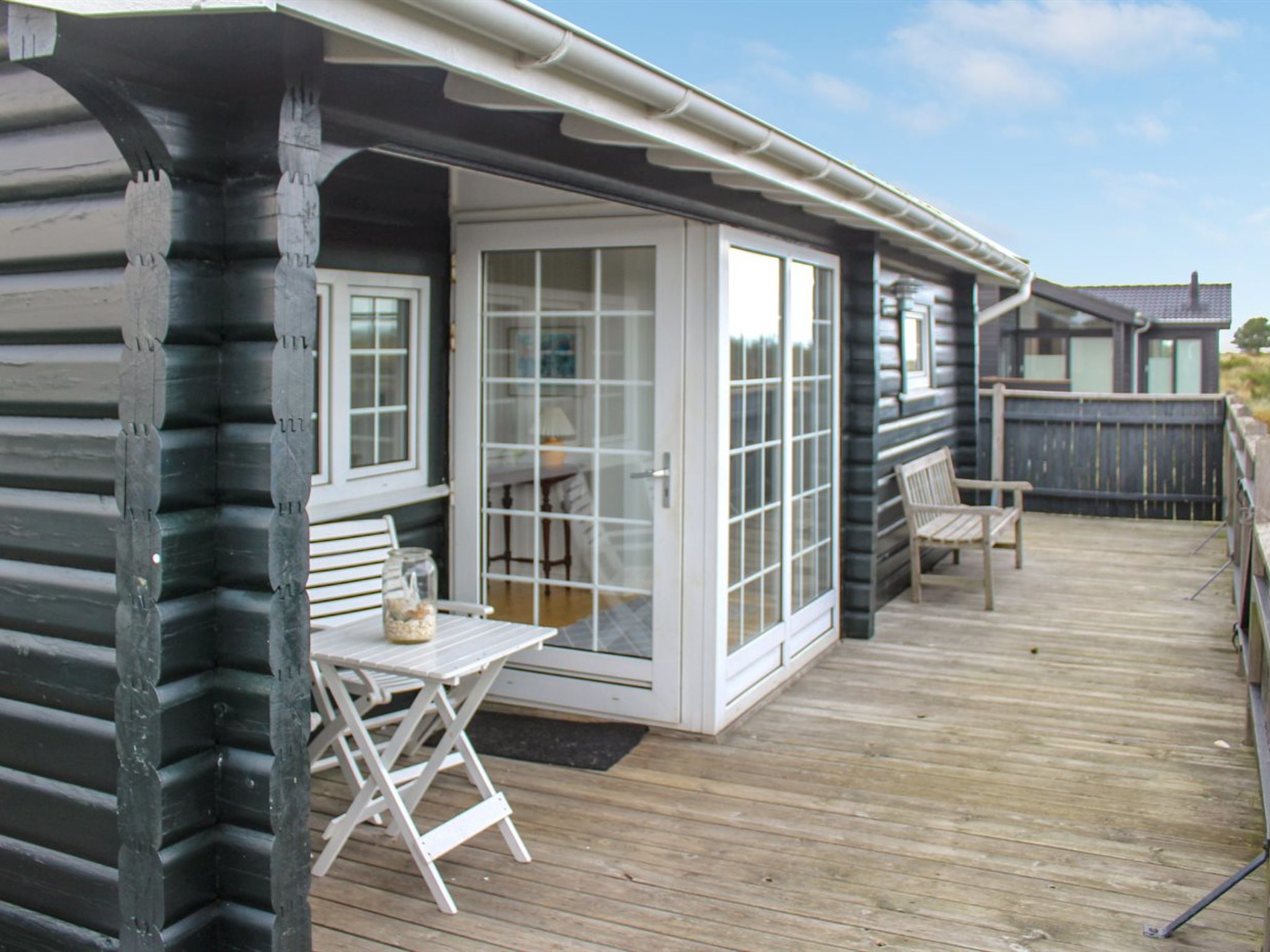 "Jenson" - 75m from the sea - Buiten