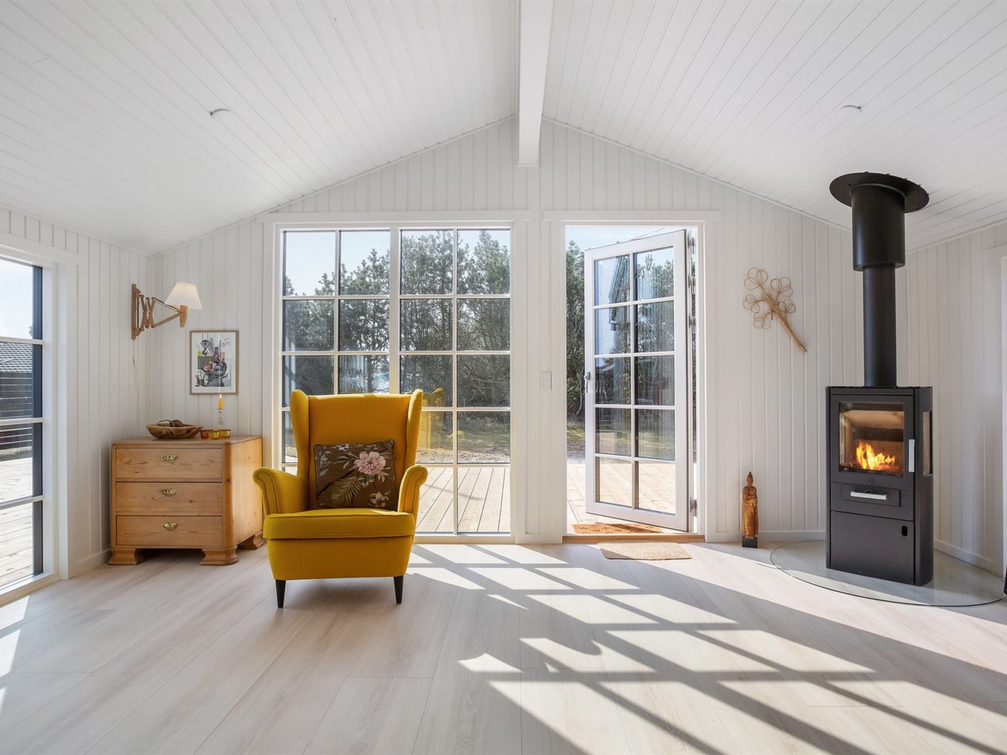 "Sheyla" - 150m from the sea - Binnen
