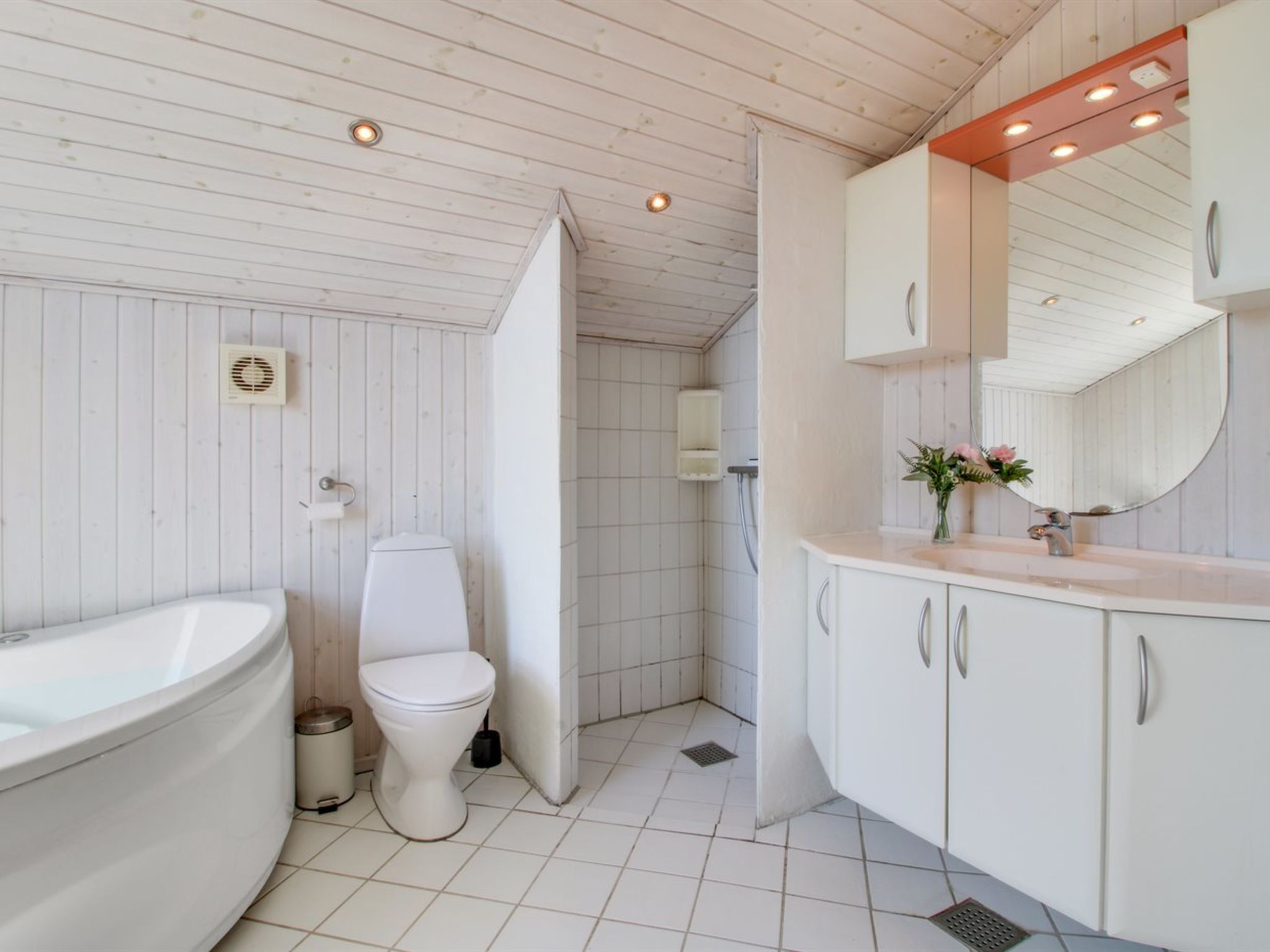 "Edmer" - 50m from the sea - Binnen