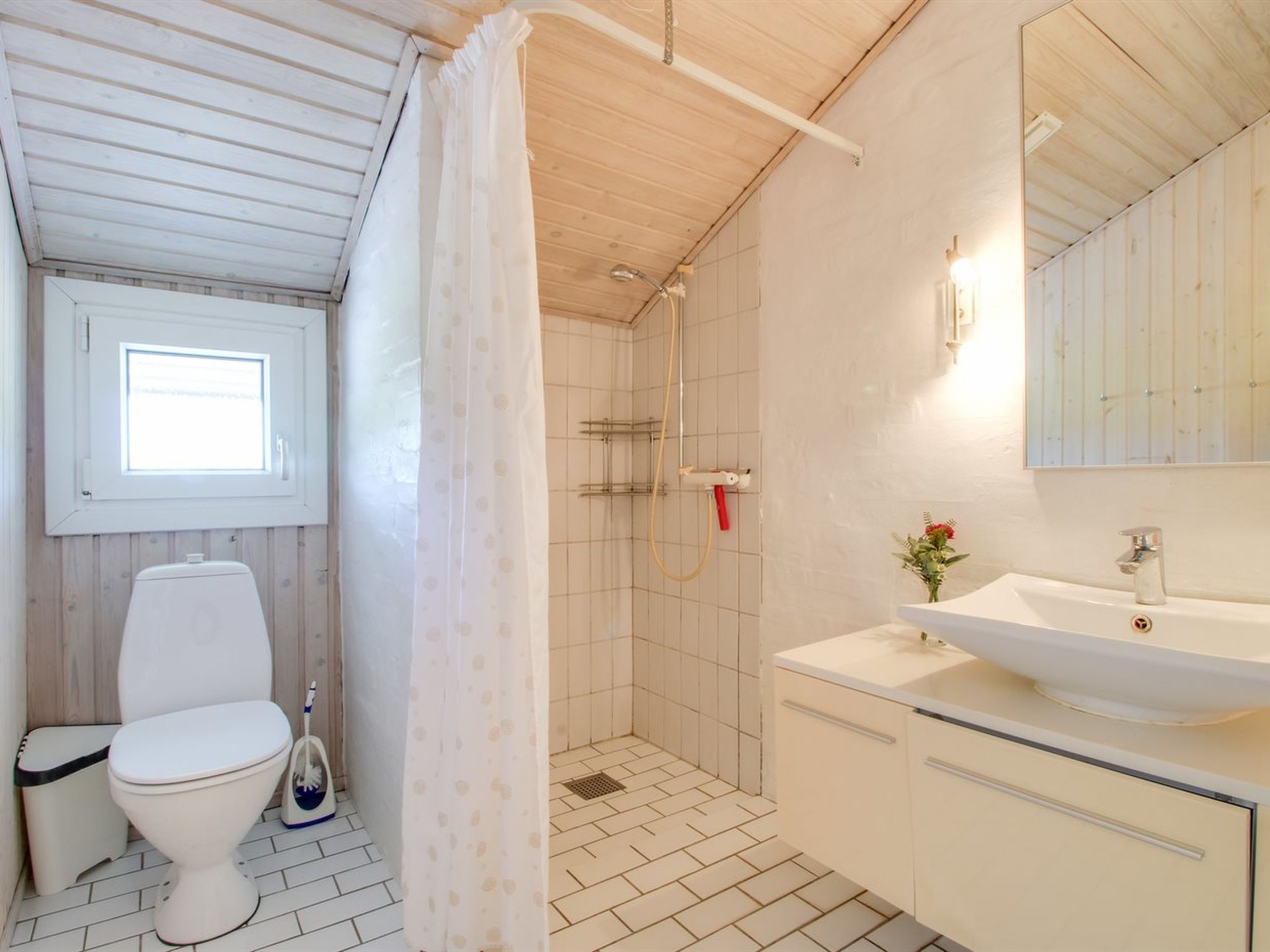 "Edmer" - 50m from the sea - Binnen
