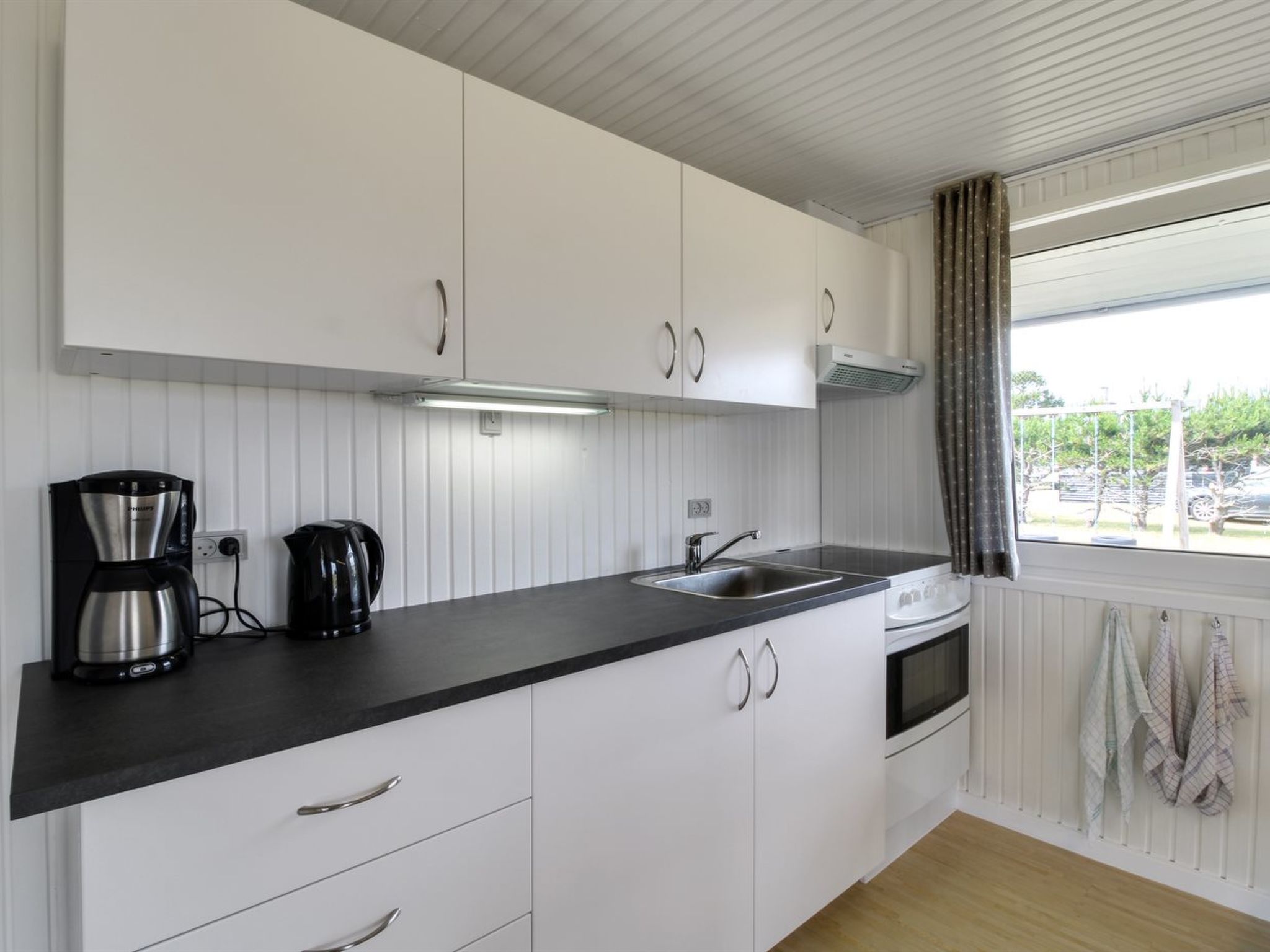 "Berndt" - 50m from the sea-Binnen