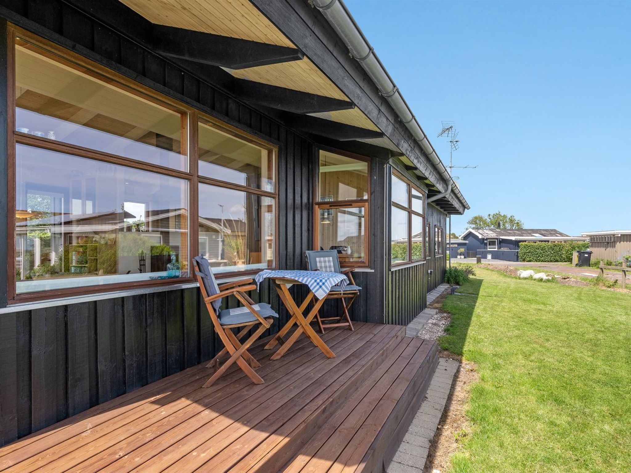 "Gyda" - 100m from the sea - Buiten