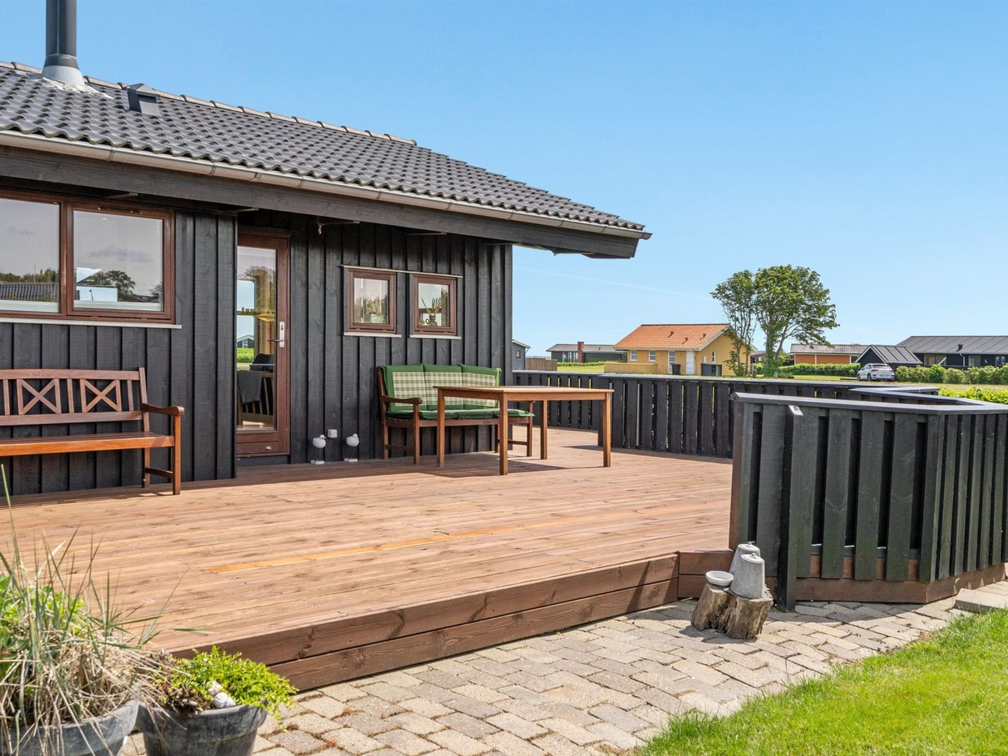 "Gyda" - 100m from the sea - Buiten
