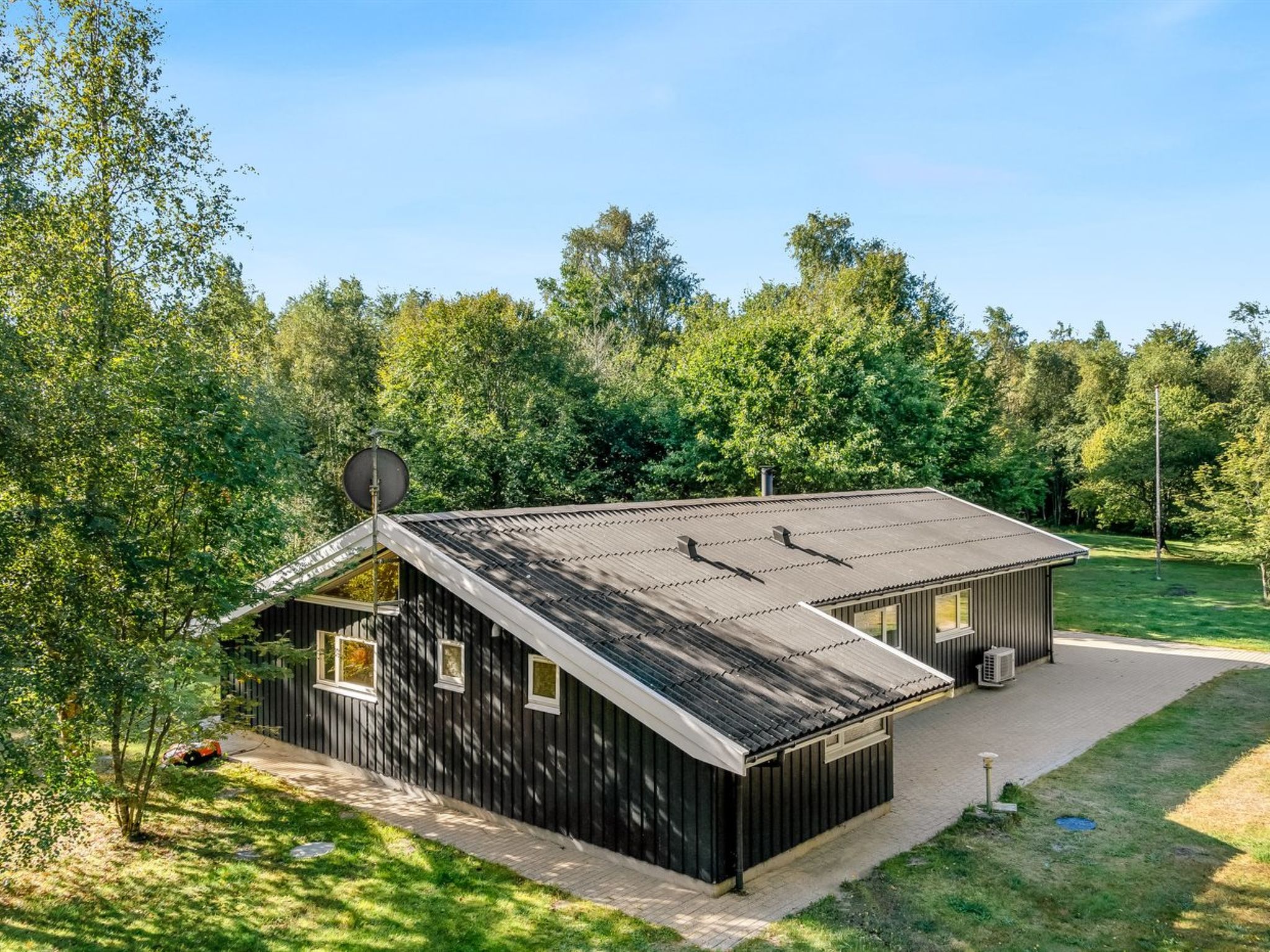 "Barne" - 4km from the sea - Buiten