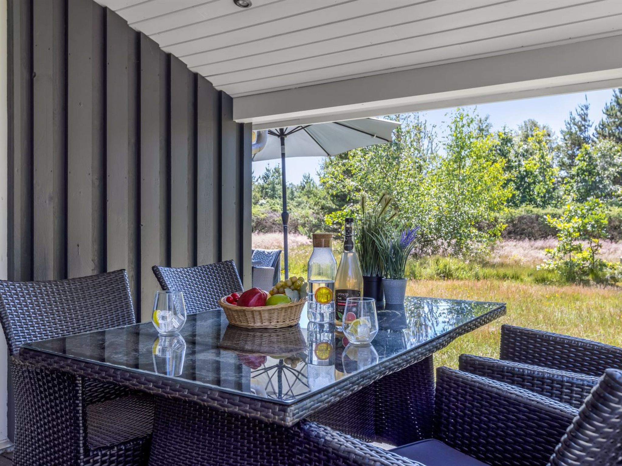 "Ajten" - 150m from the sea - Buiten