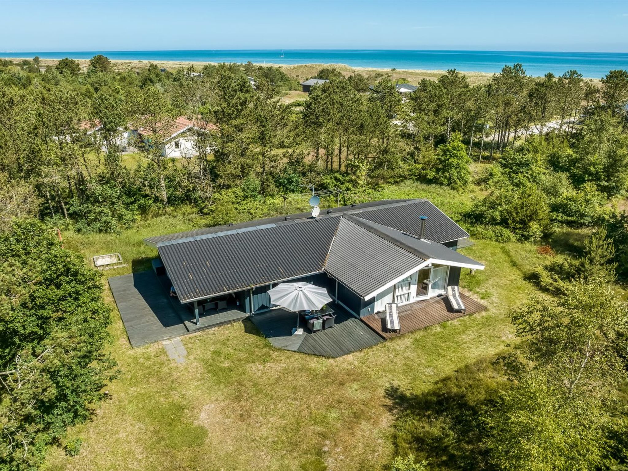 "Ajten" - 150m from the sea - Buiten