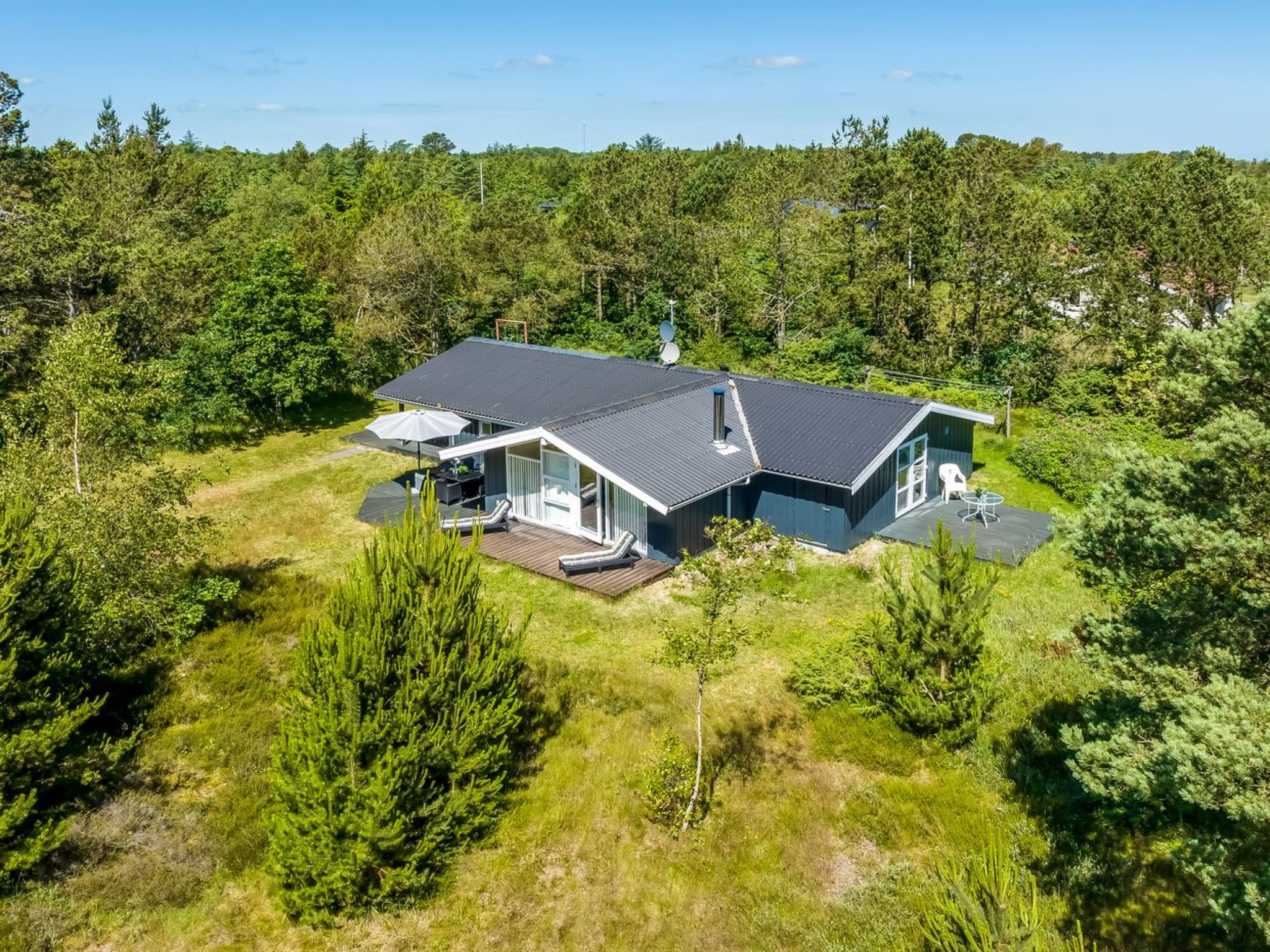 "Ajten" - 150m from the sea - Buiten