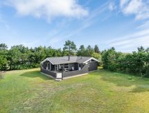 Moderne vakantiewoning met sauna op 180 meter van het strand in Sæby - thumbnail 5