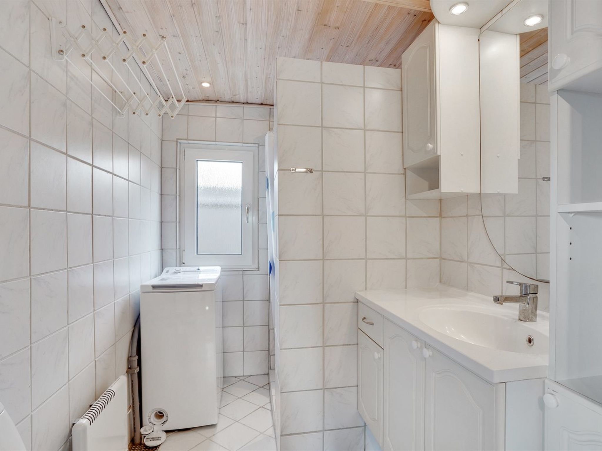 "Aarto" - 250m from the sea-Binnen