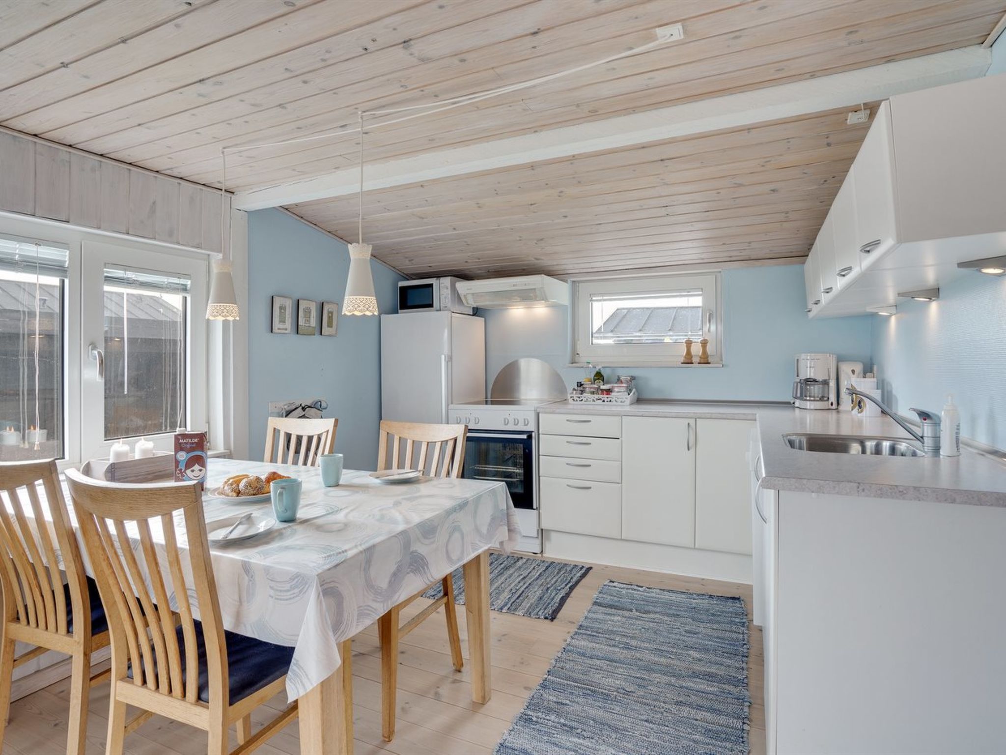 "Aarto" - 250m from the sea-Binnen