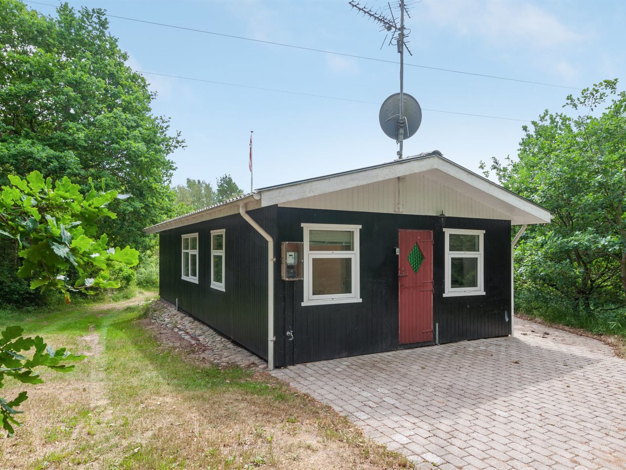 "Hilde" - 1.7km from the sea