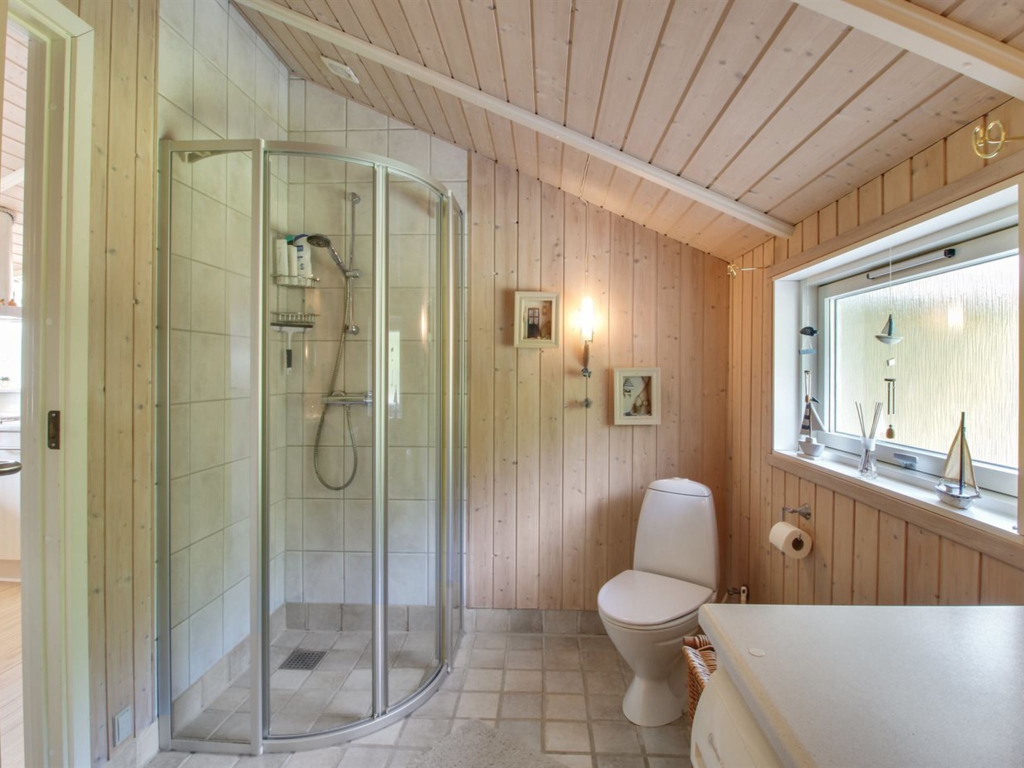"Thore" - 400m from the sea-Binnen