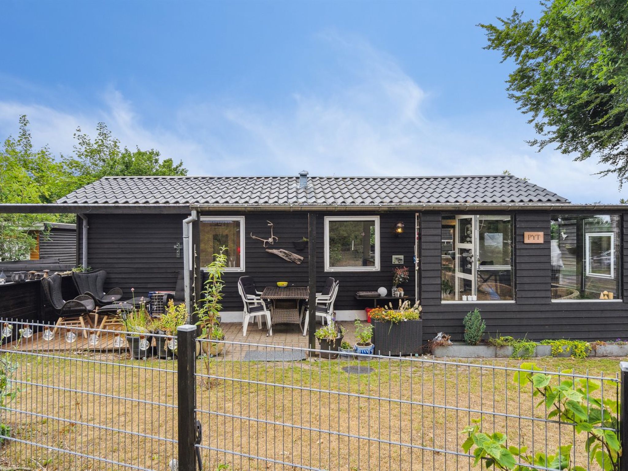 "Tjarven" - 300m from the sea - Buiten