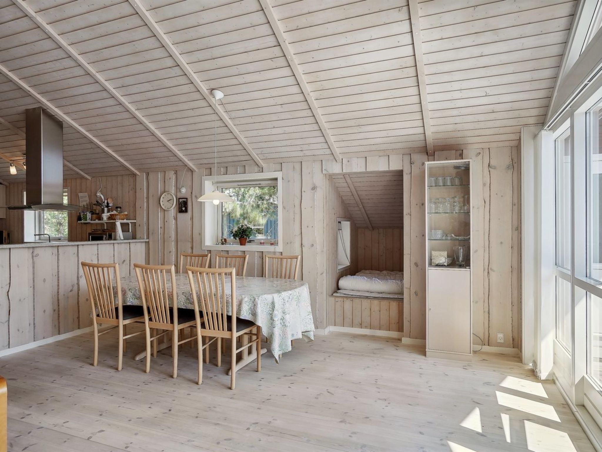 "Hialmar" - 300m from the sea-Drinnen