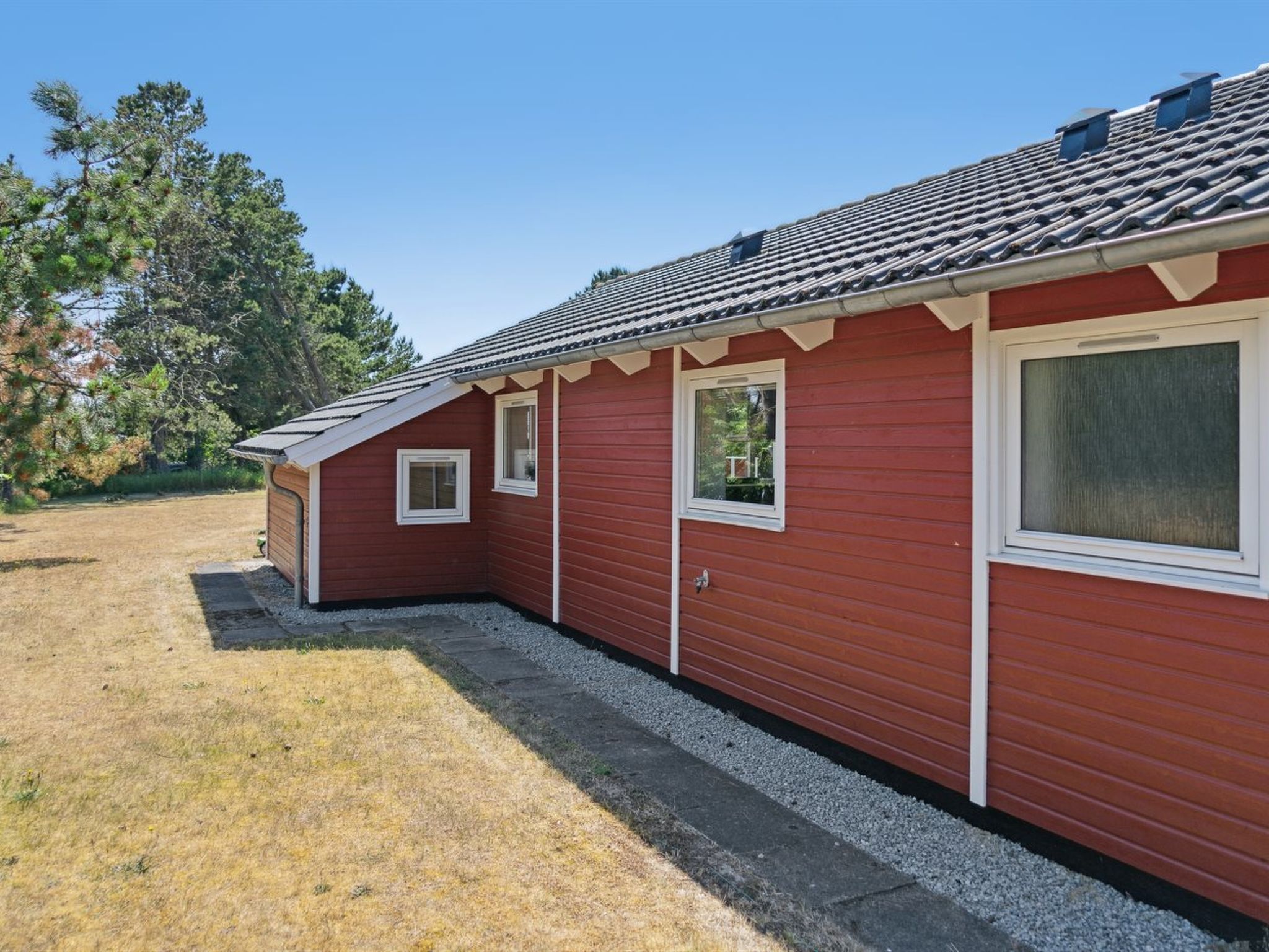 "Hialmar" - 300m from the sea