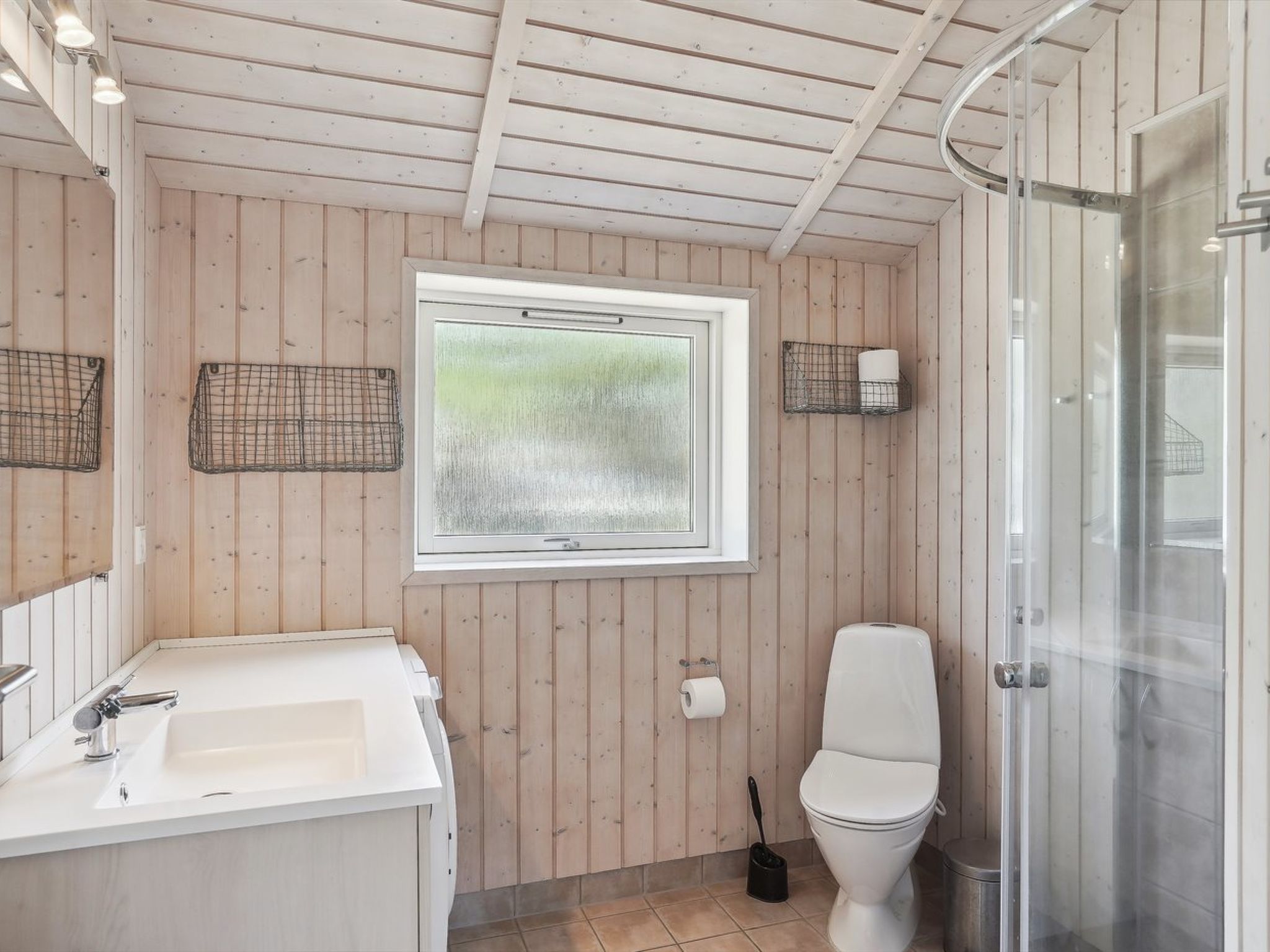 Photo of "Hialmar" - 300m from the sea