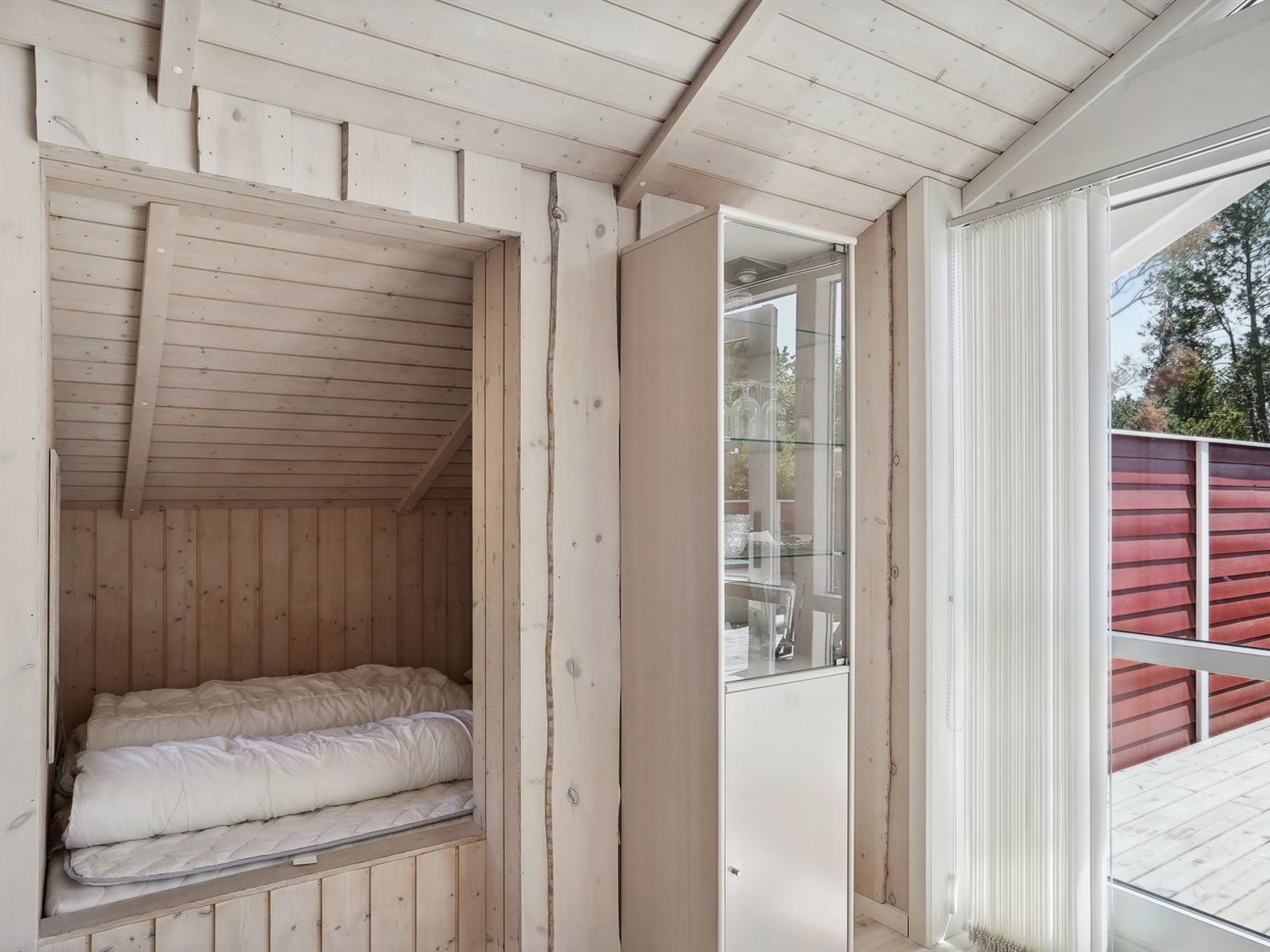 Photo of "Hialmar" - 300m from the sea