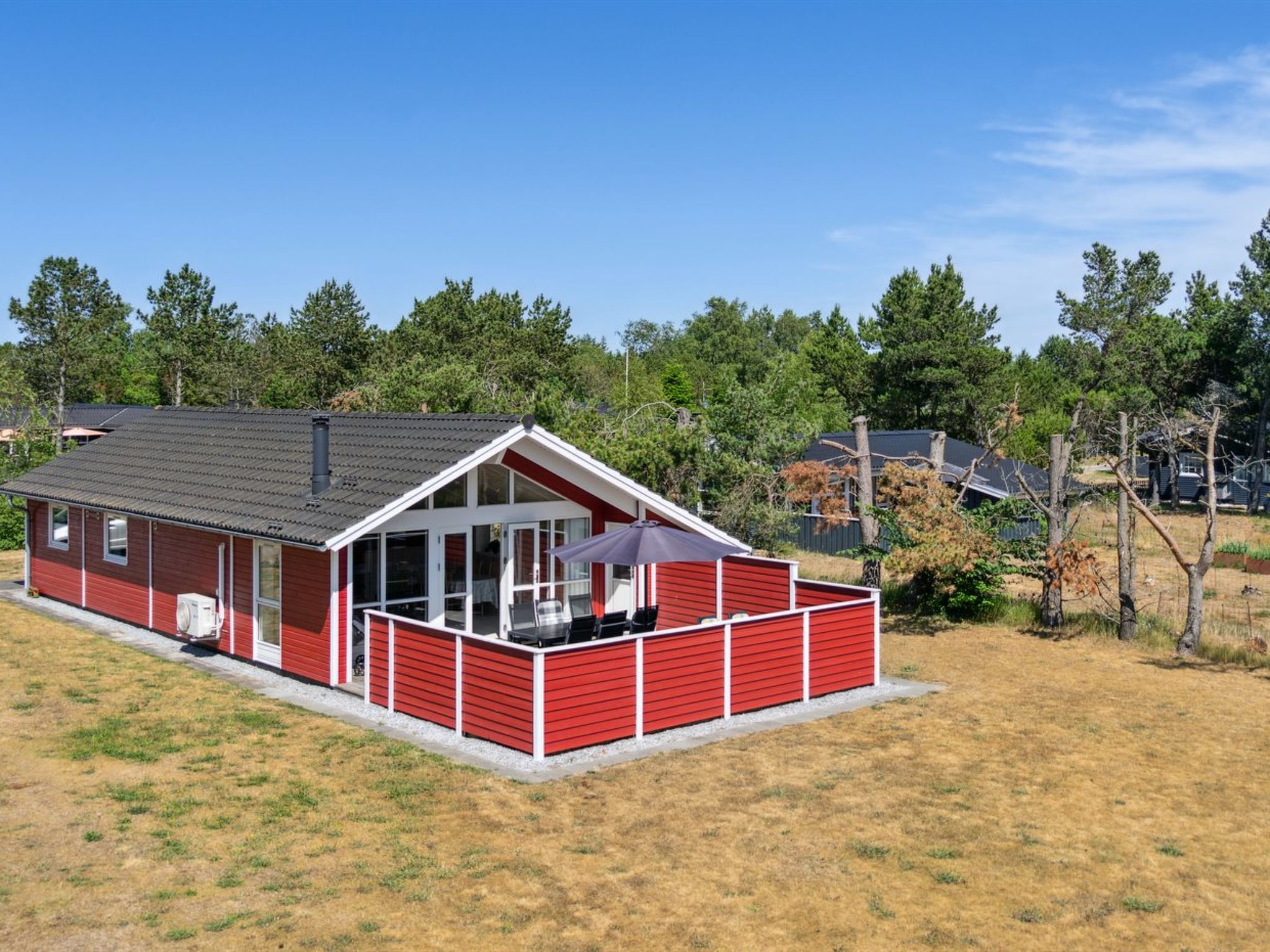 Photo of "Hialmar" - 300m from the sea